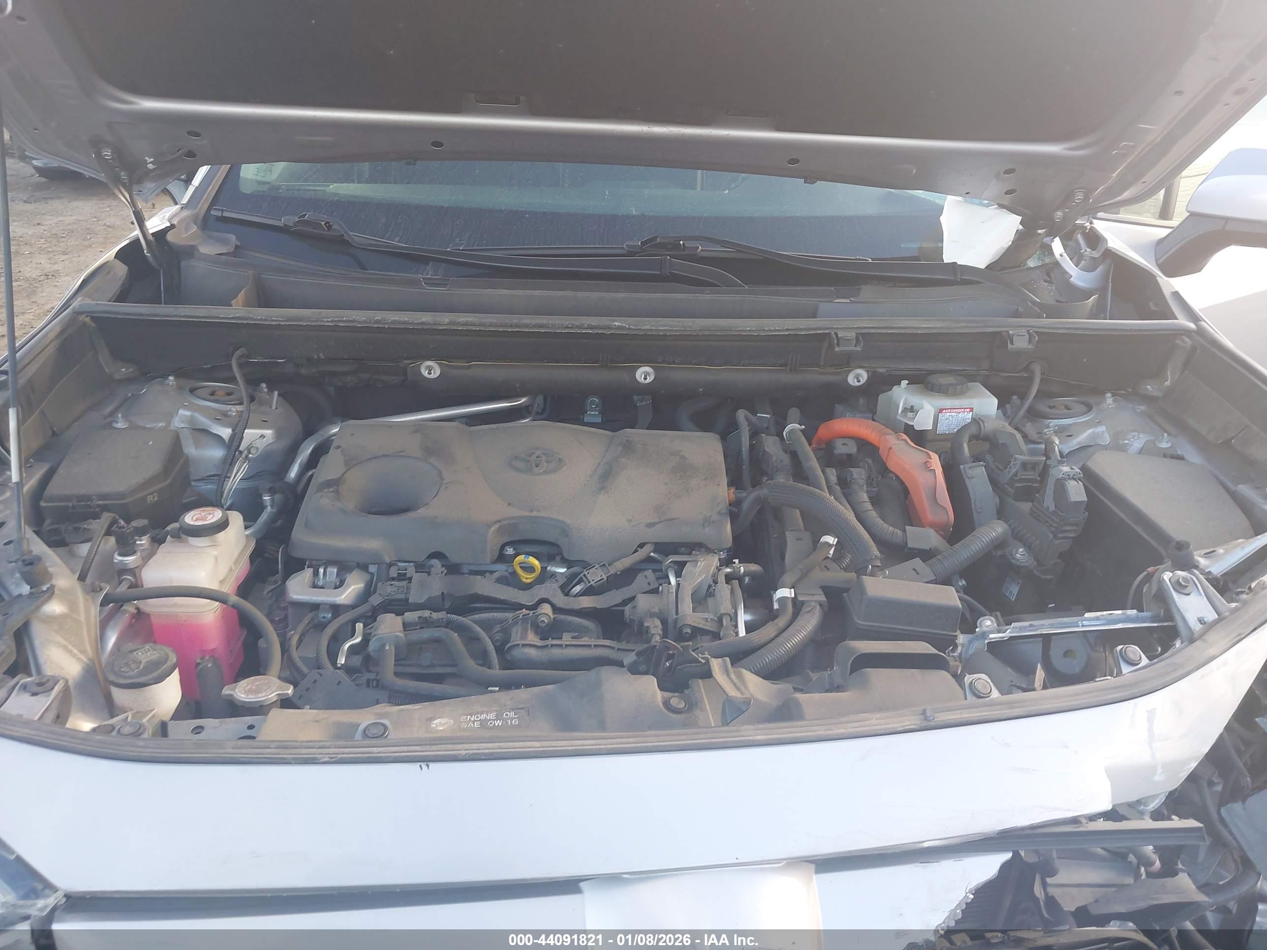 TOYOTA RAV4 image 10