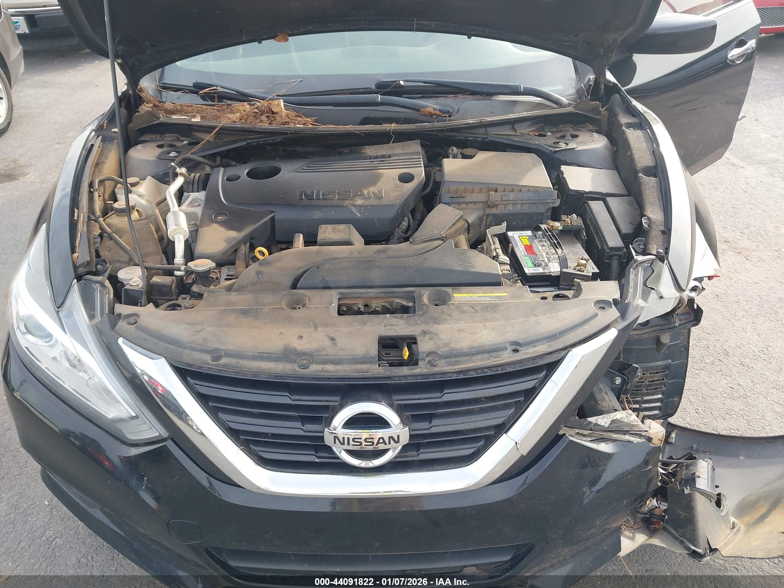 NISSAN ALTIMA image 10