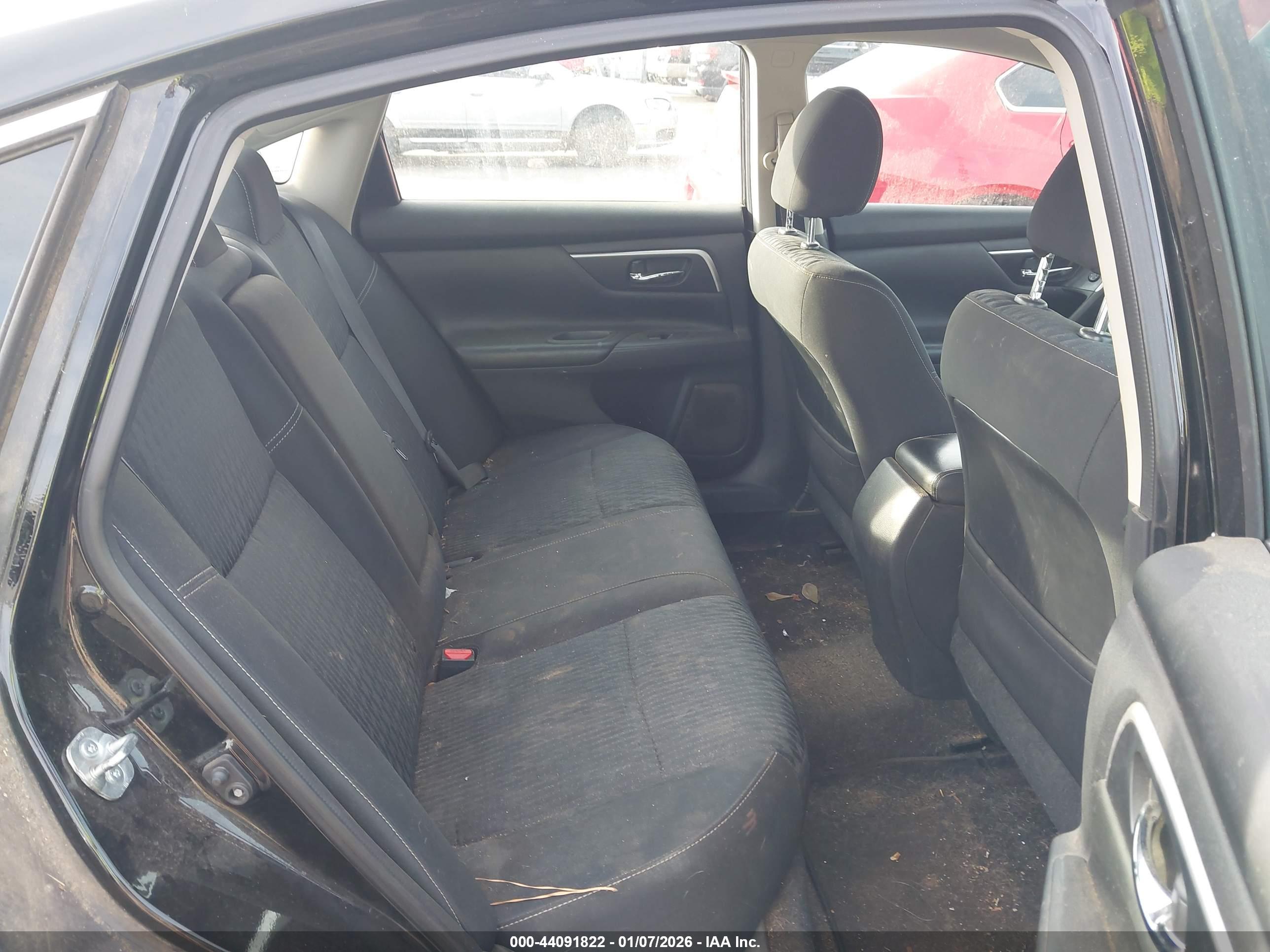 NISSAN ALTIMA image 8