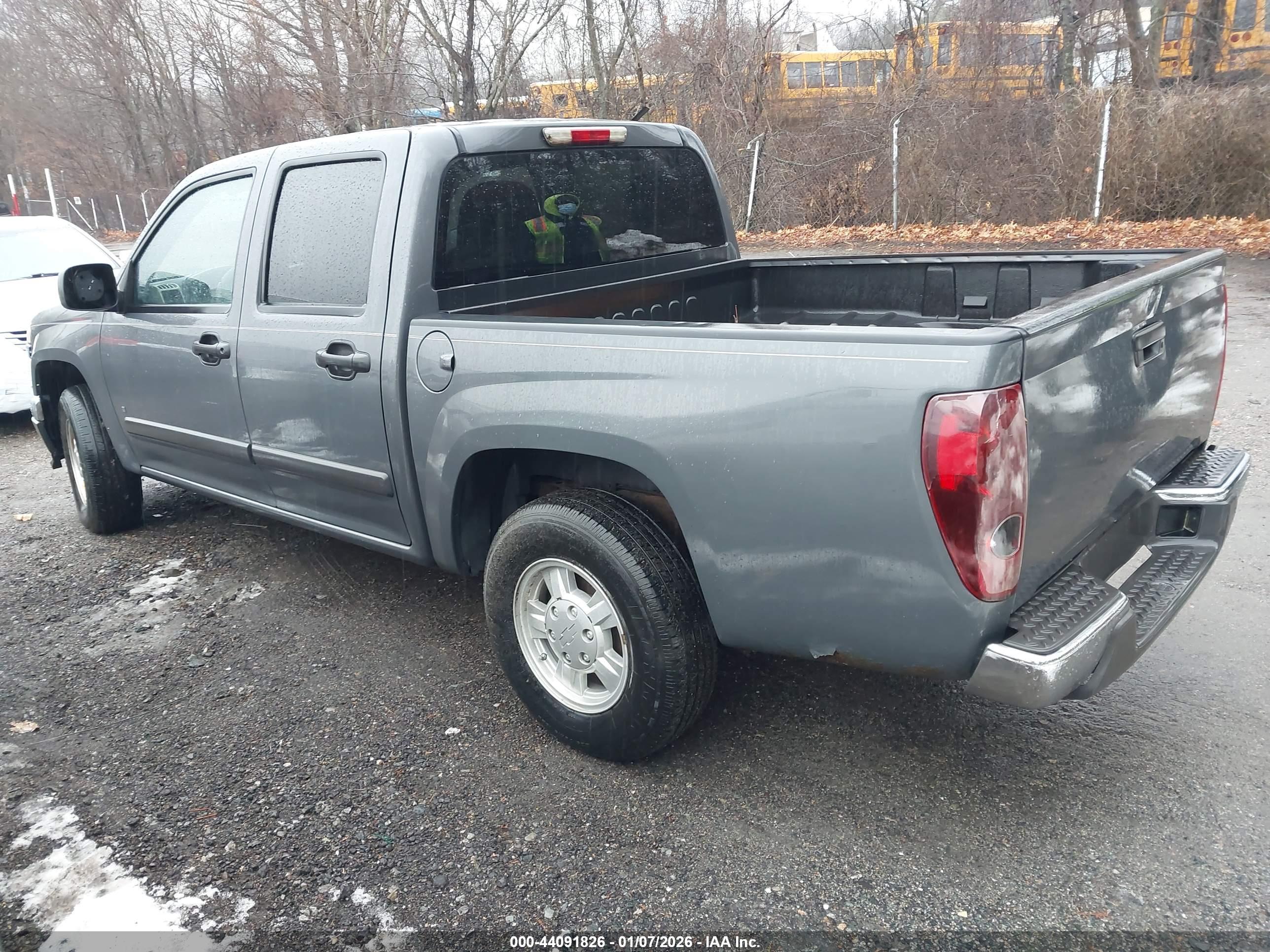 CHEVROLET COLORADO image 3