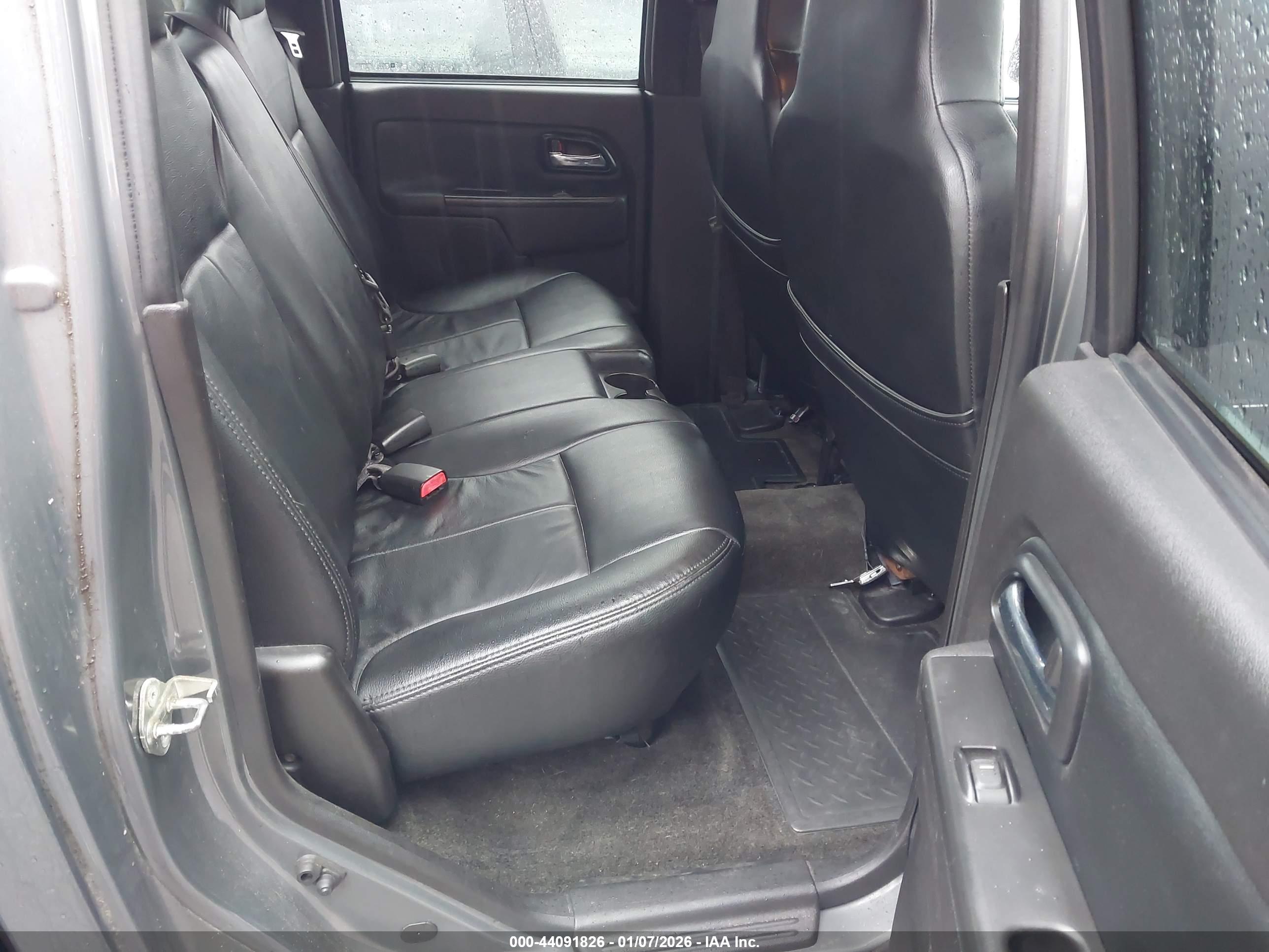 CHEVROLET COLORADO image 8