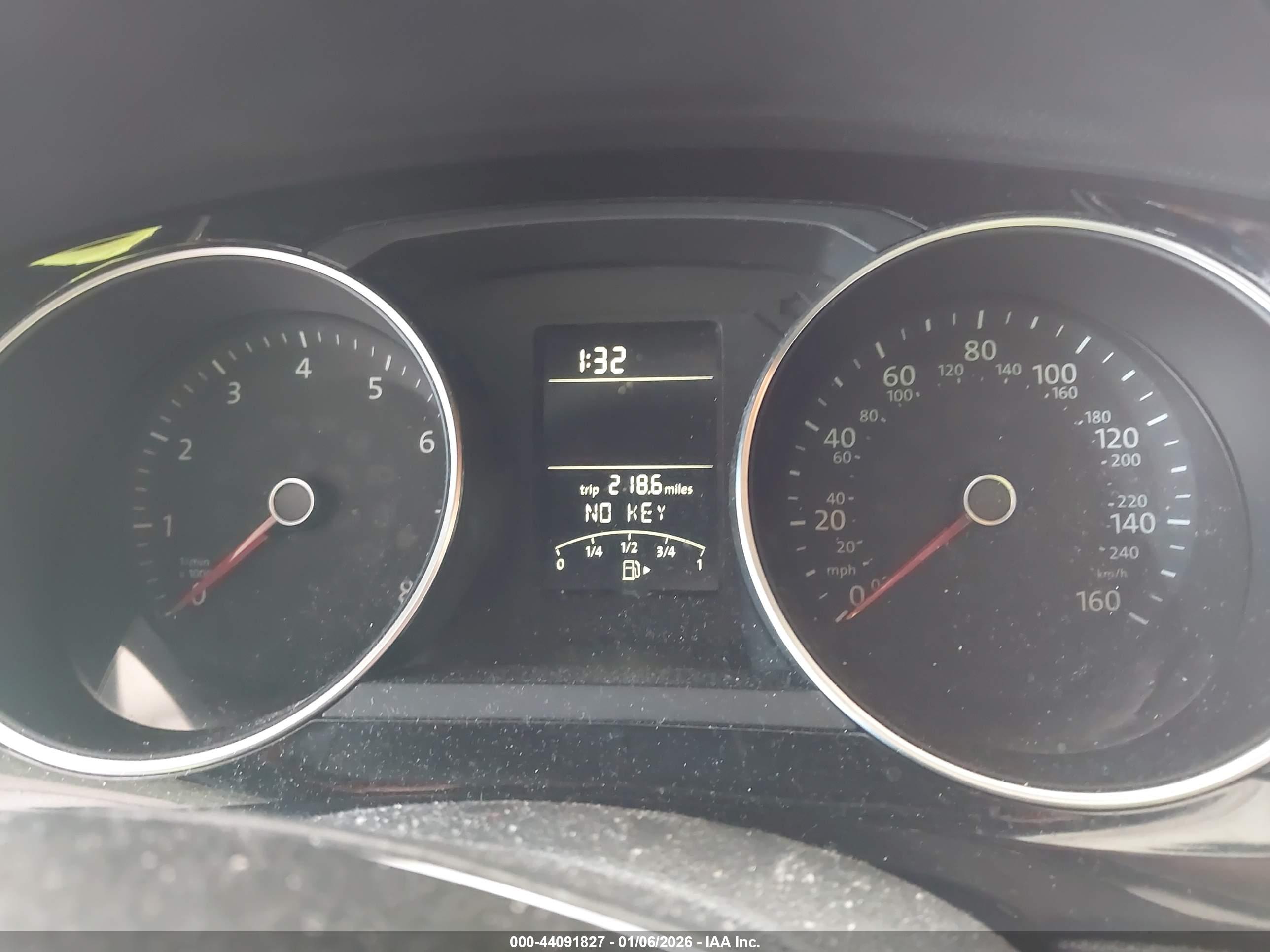 VOLKSWAGEN JETTA image 7