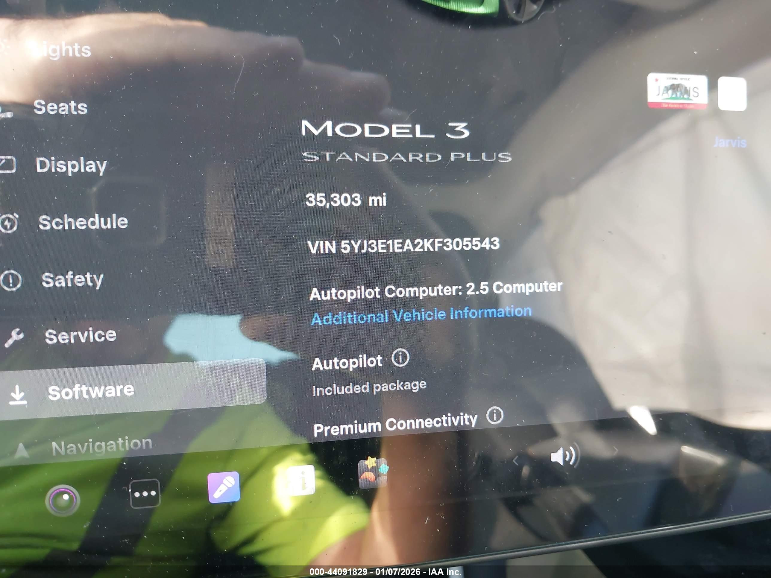 TESLA MODEL image 7