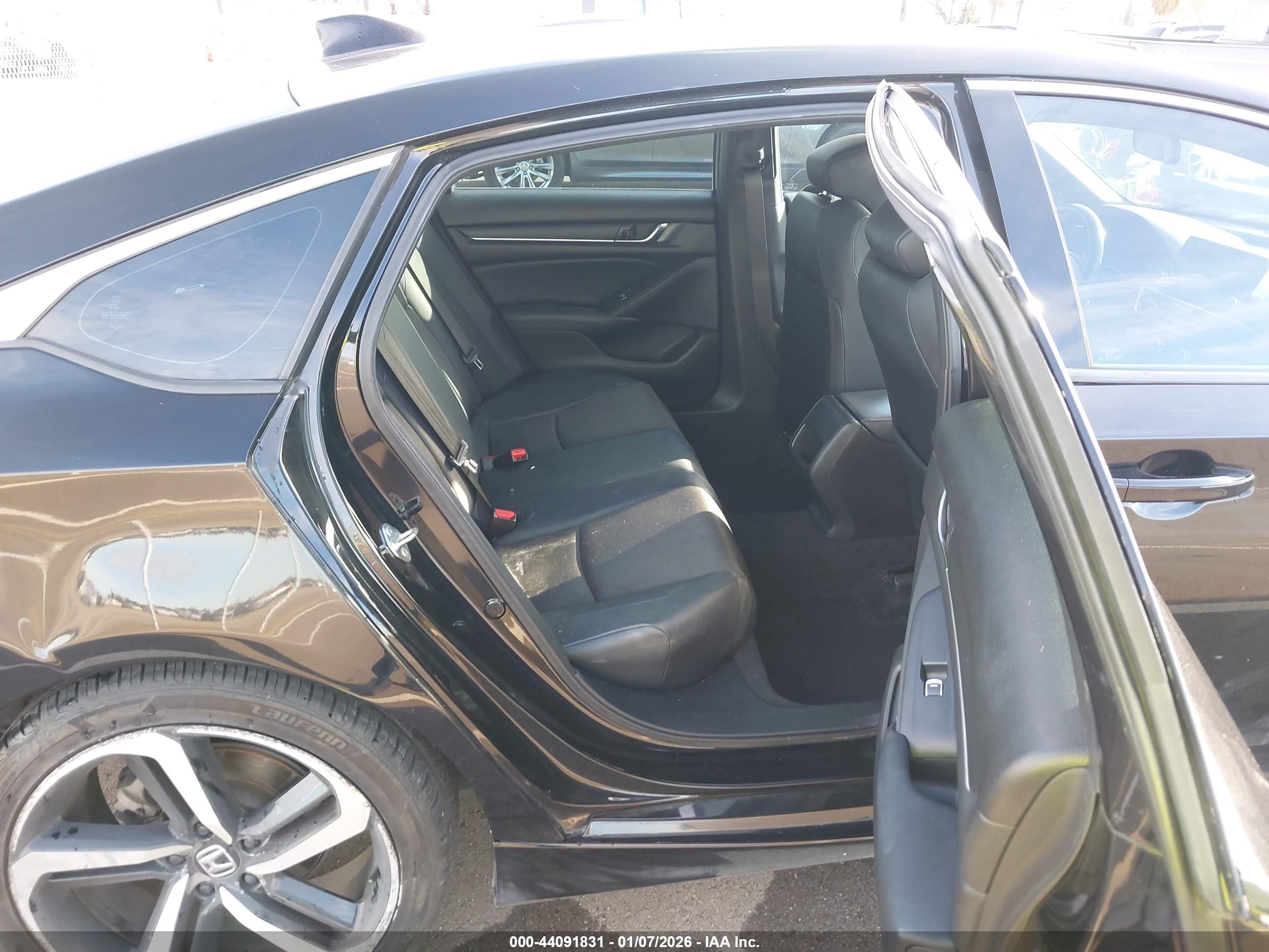 HONDA ACCORD image 8