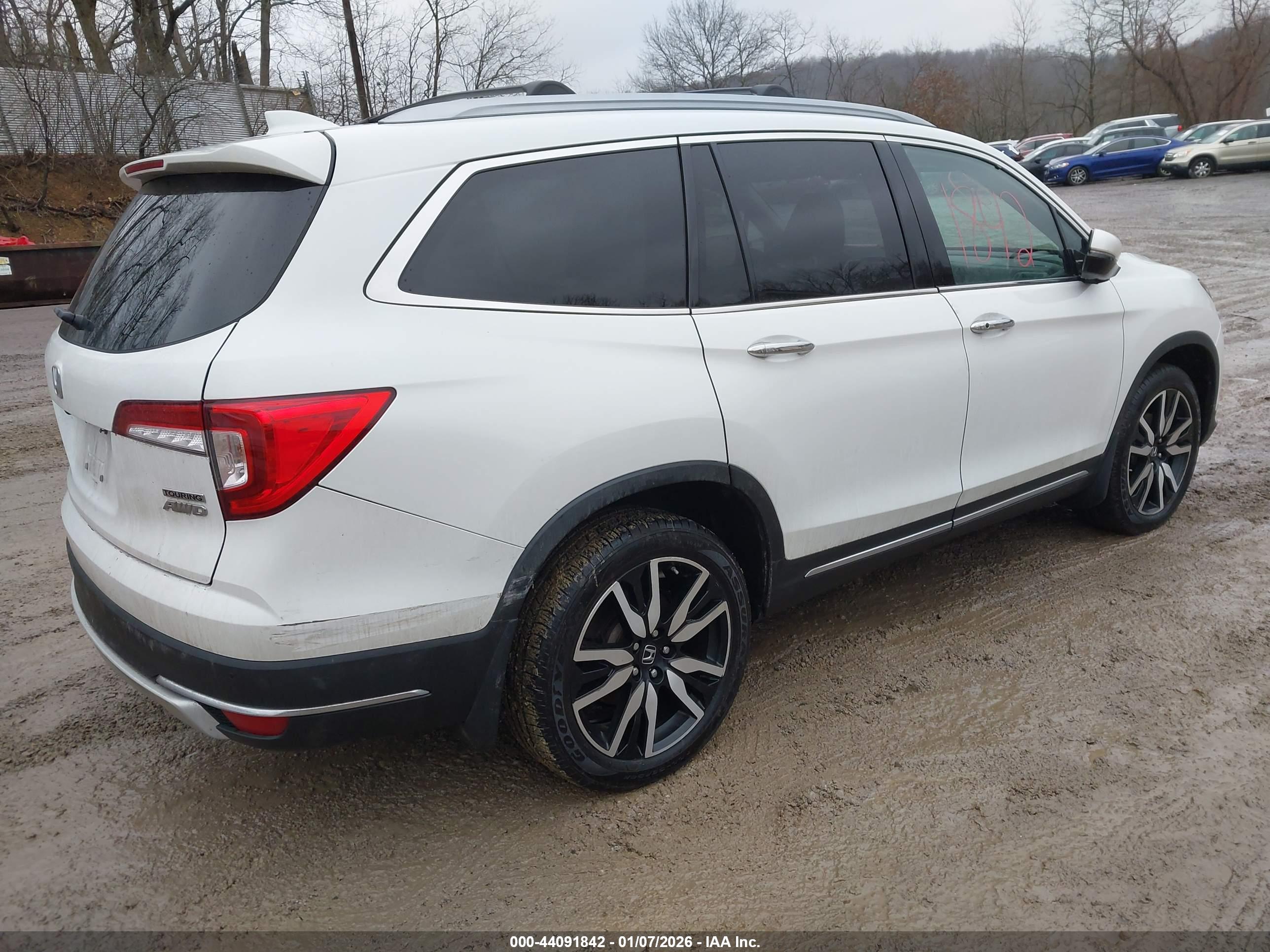 HONDA PILOT image 4
