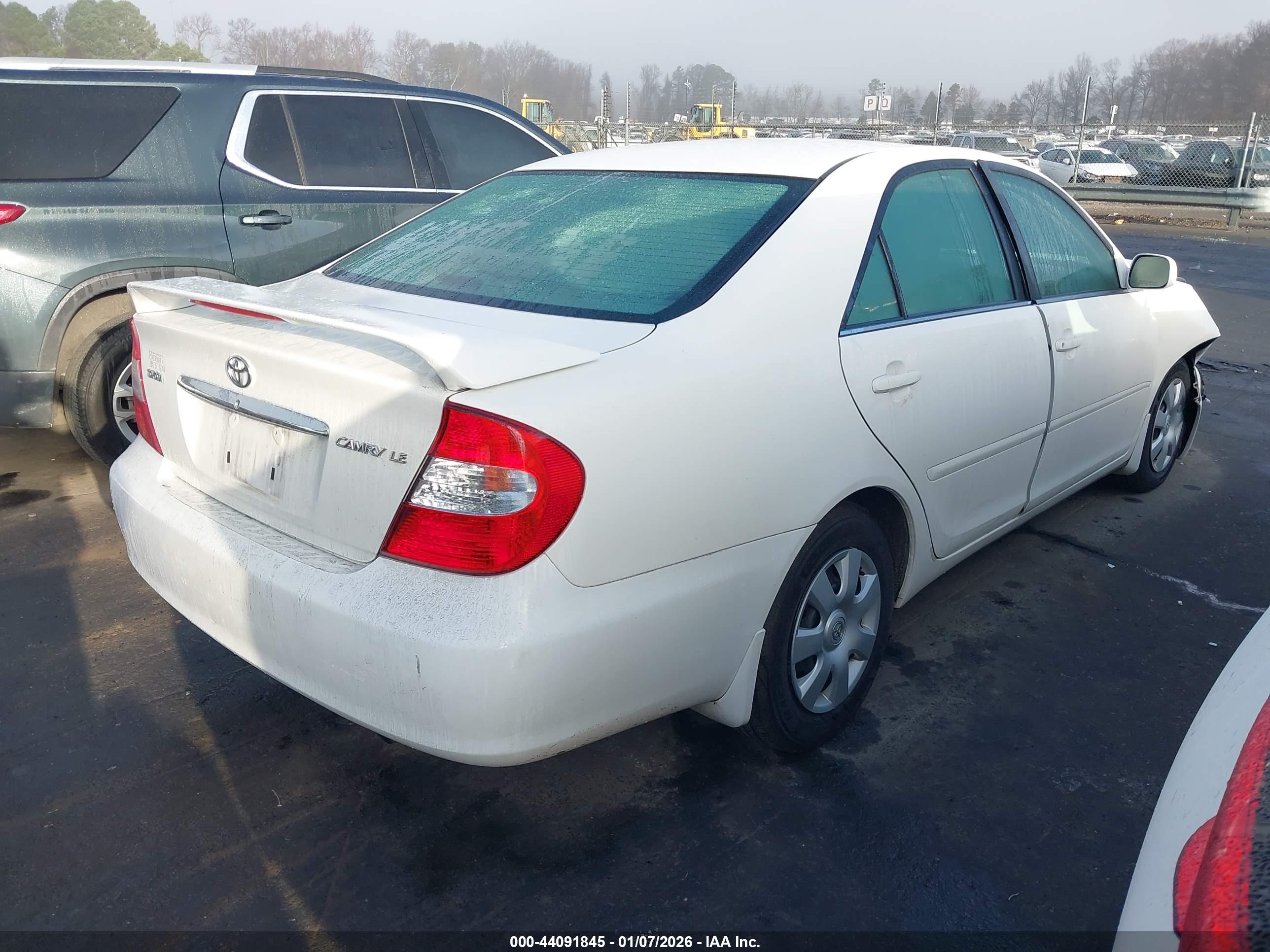 TOYOTA CAMRY image 4