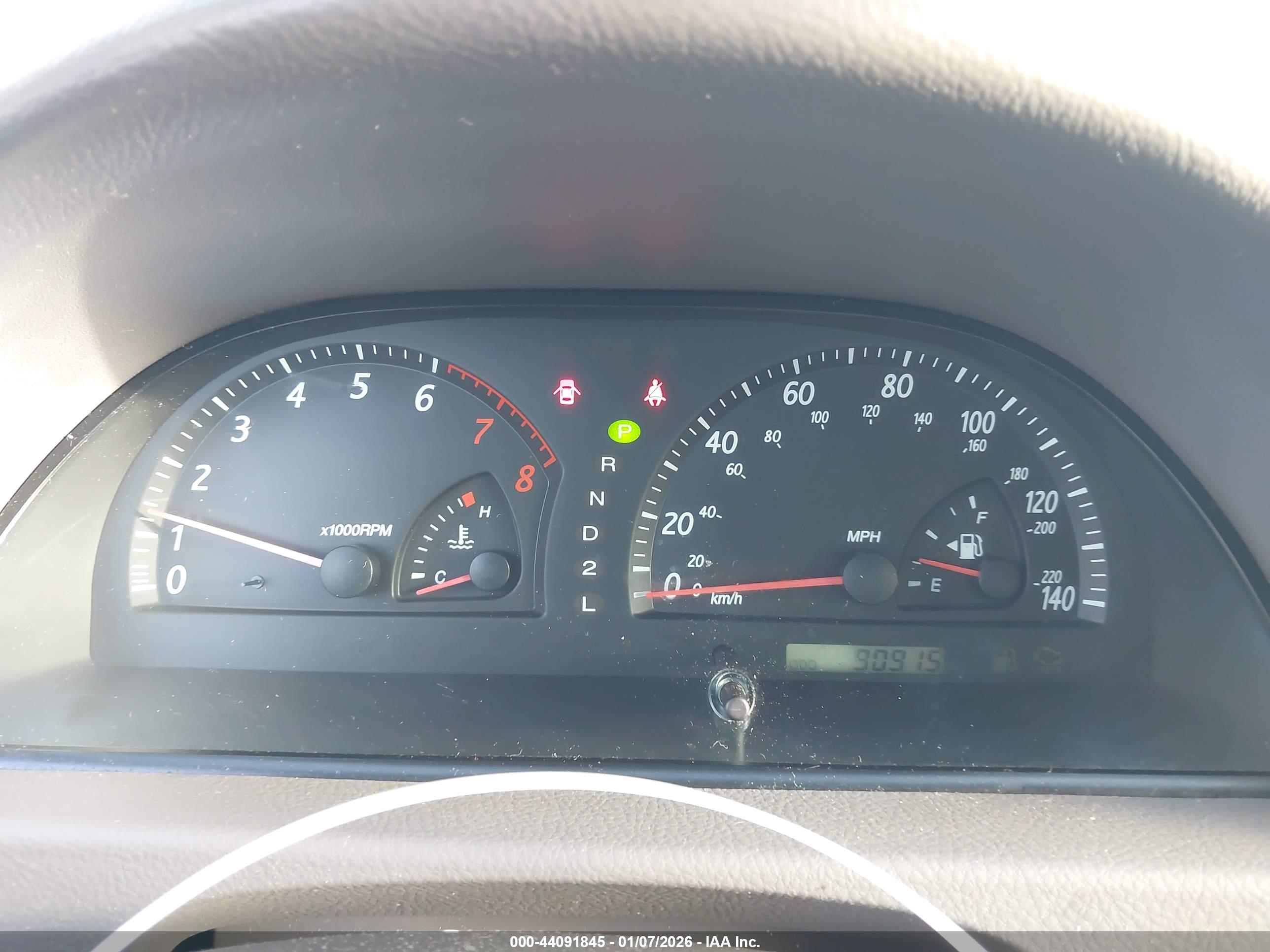 TOYOTA CAMRY image 7