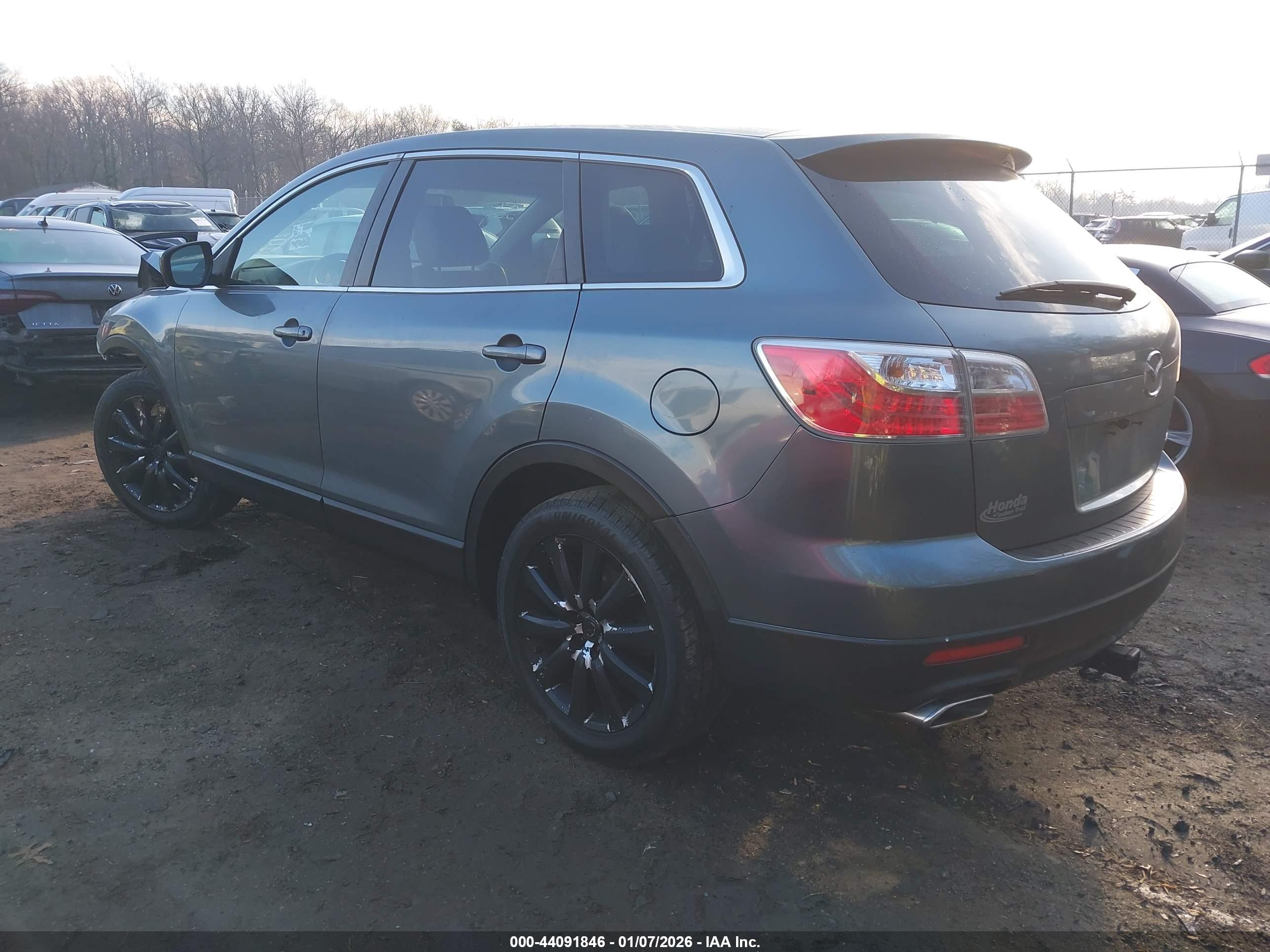 MAZDA CX-9 image 3