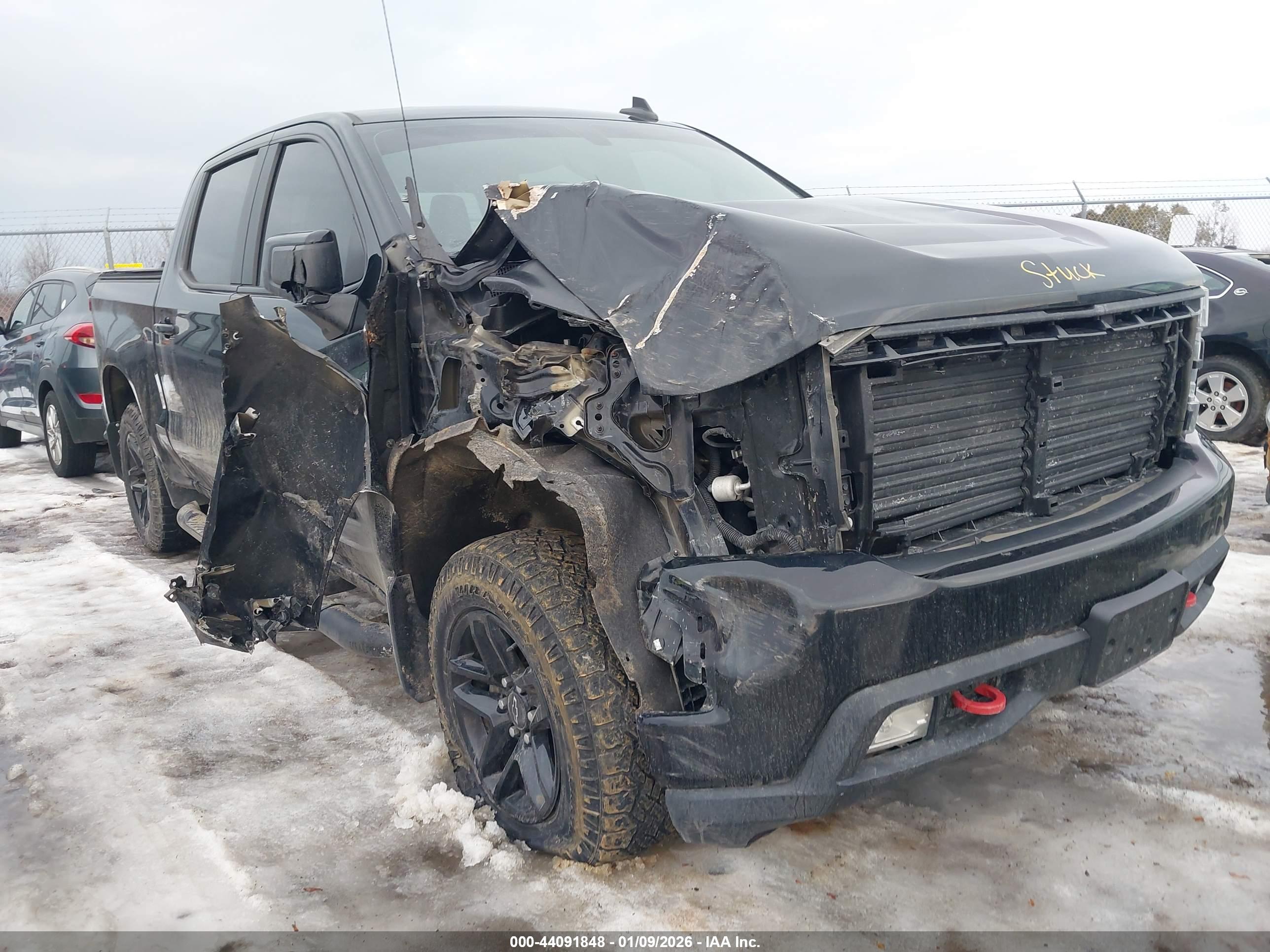 CHEVROLET SILVERADO image 6