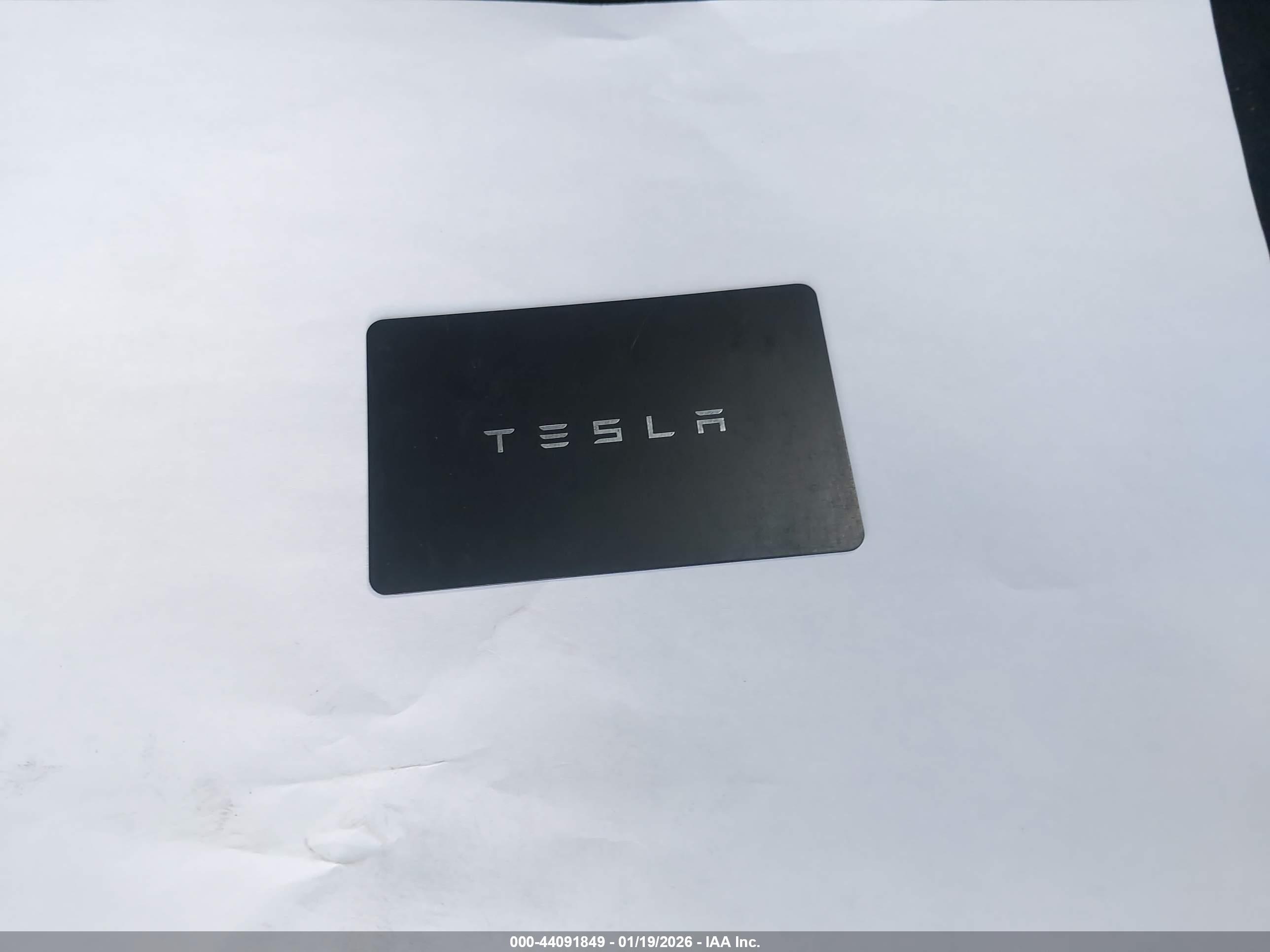 TESLA MODEL image 11