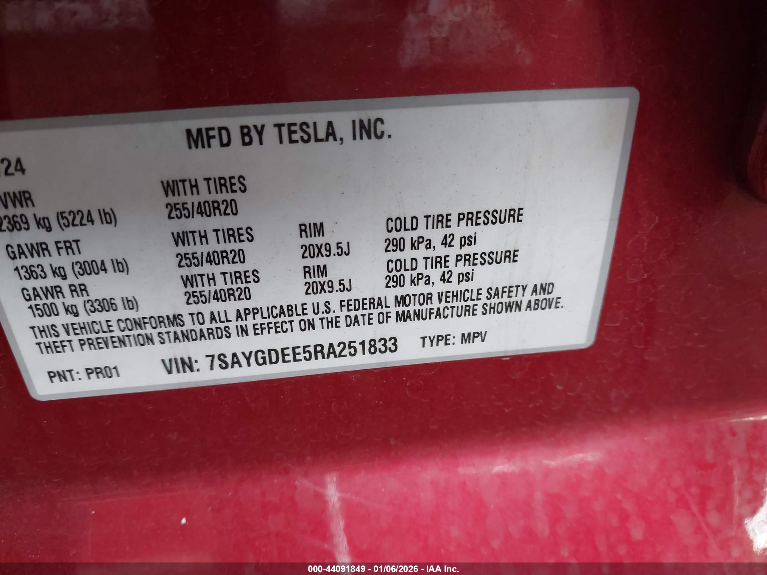 TESLA MODEL image 9