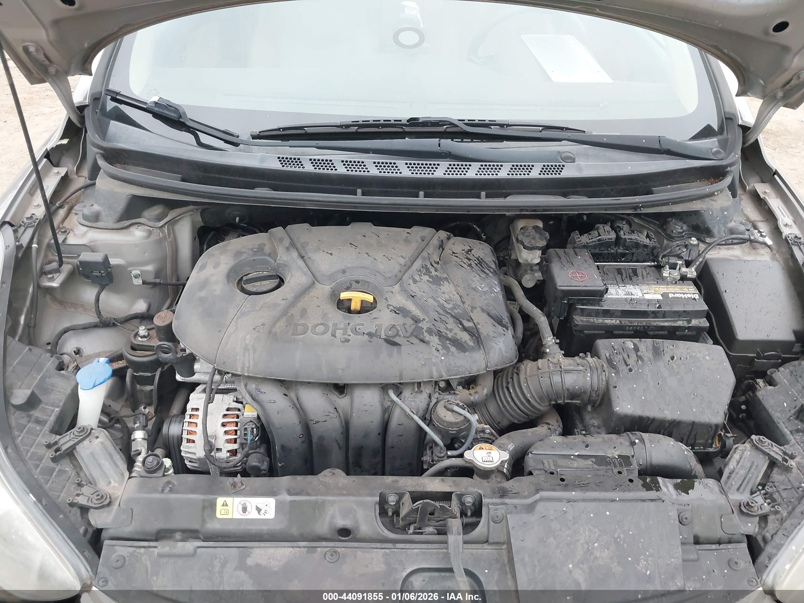 HYUNDAI ELANTRA image 10