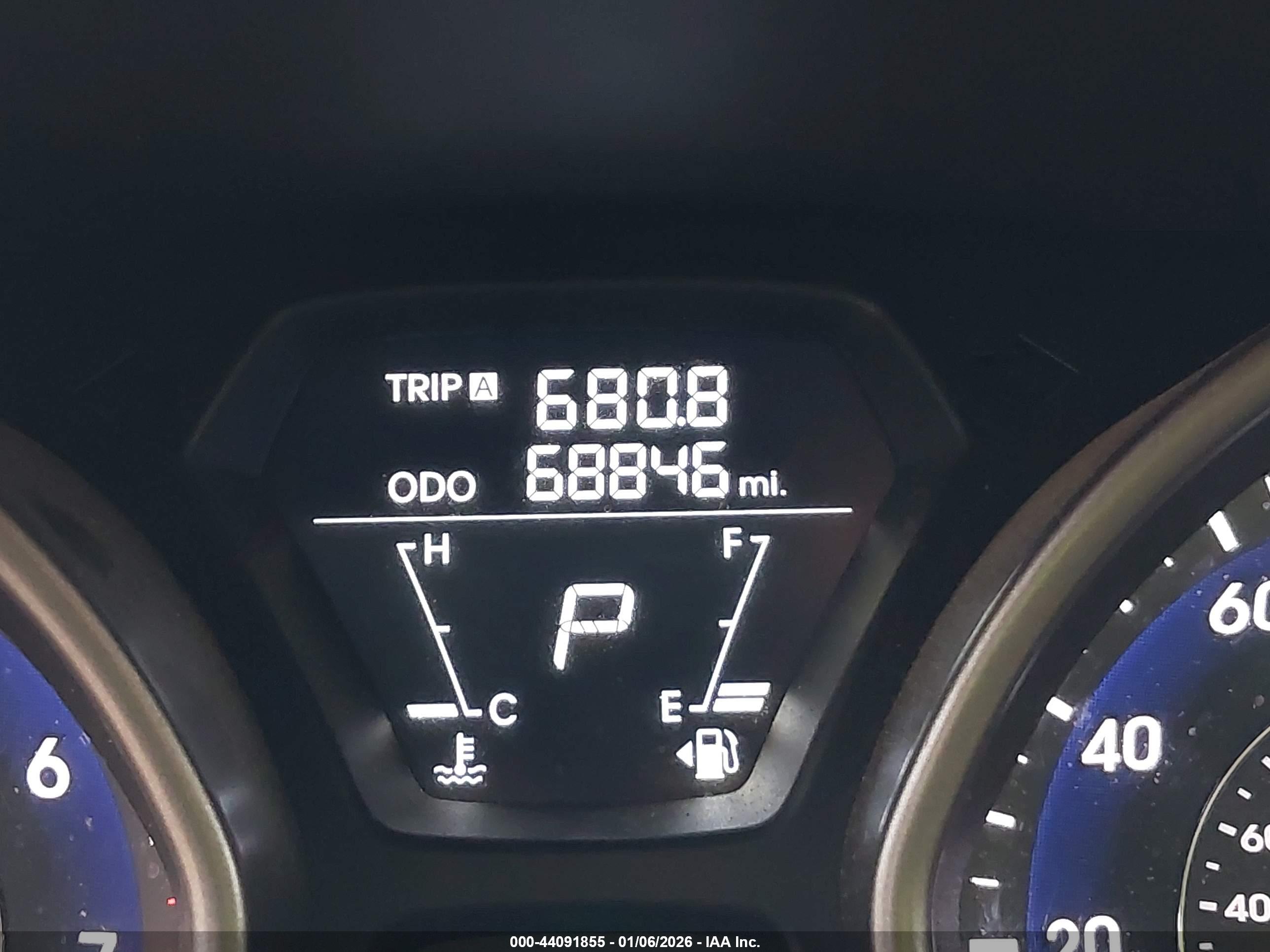HYUNDAI ELANTRA image 7
