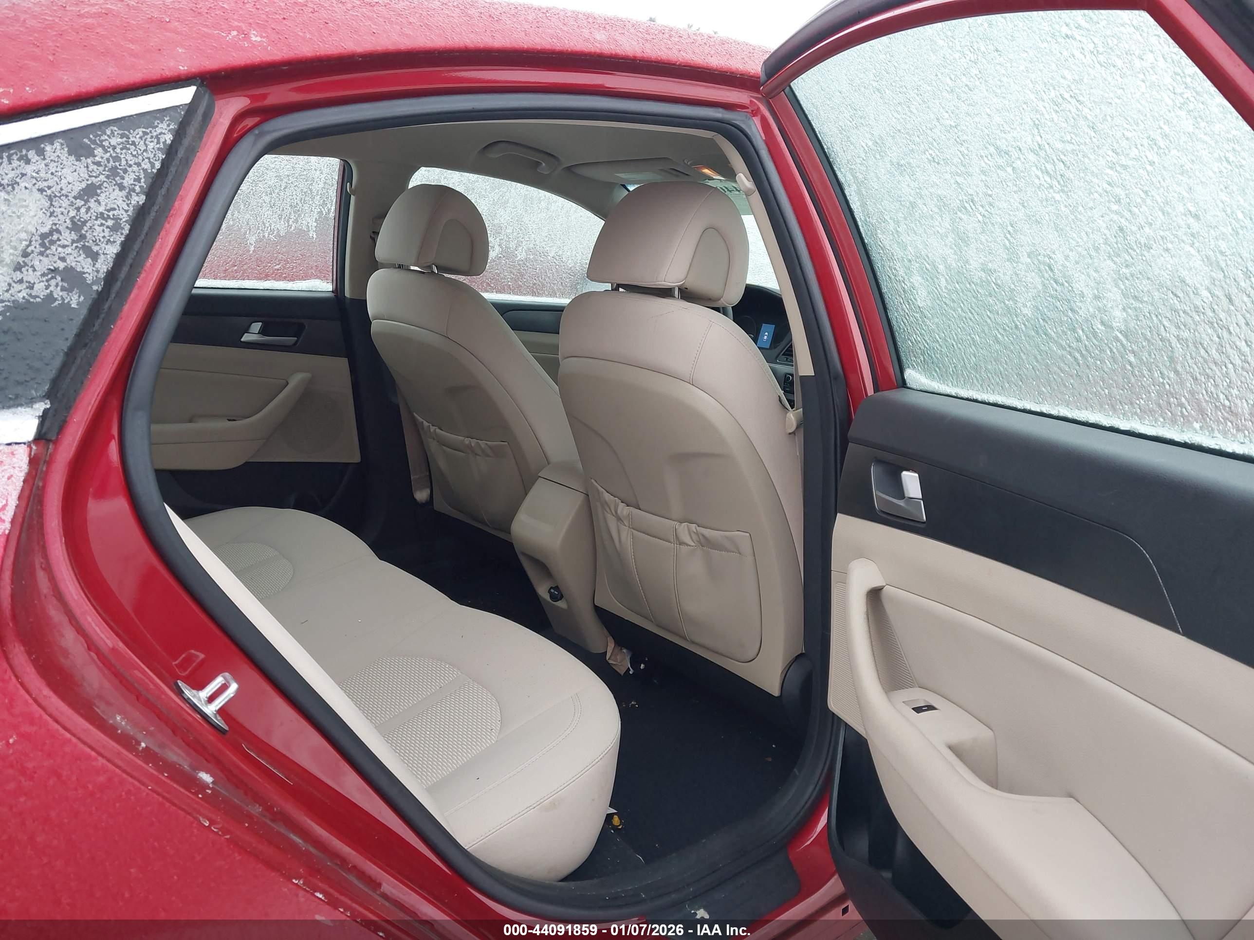 HYUNDAI SONATA image 8