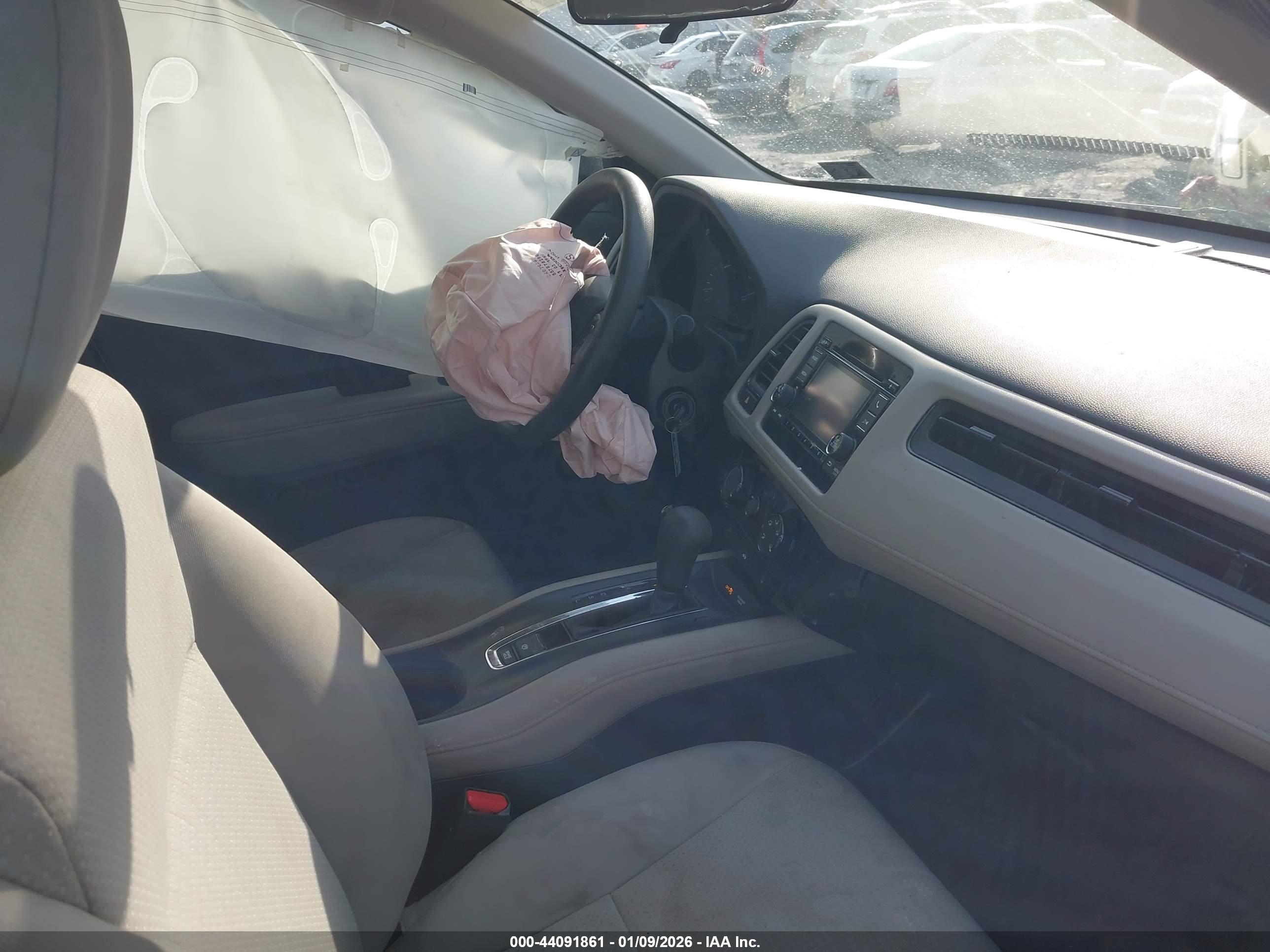 HONDA HR-V image 5