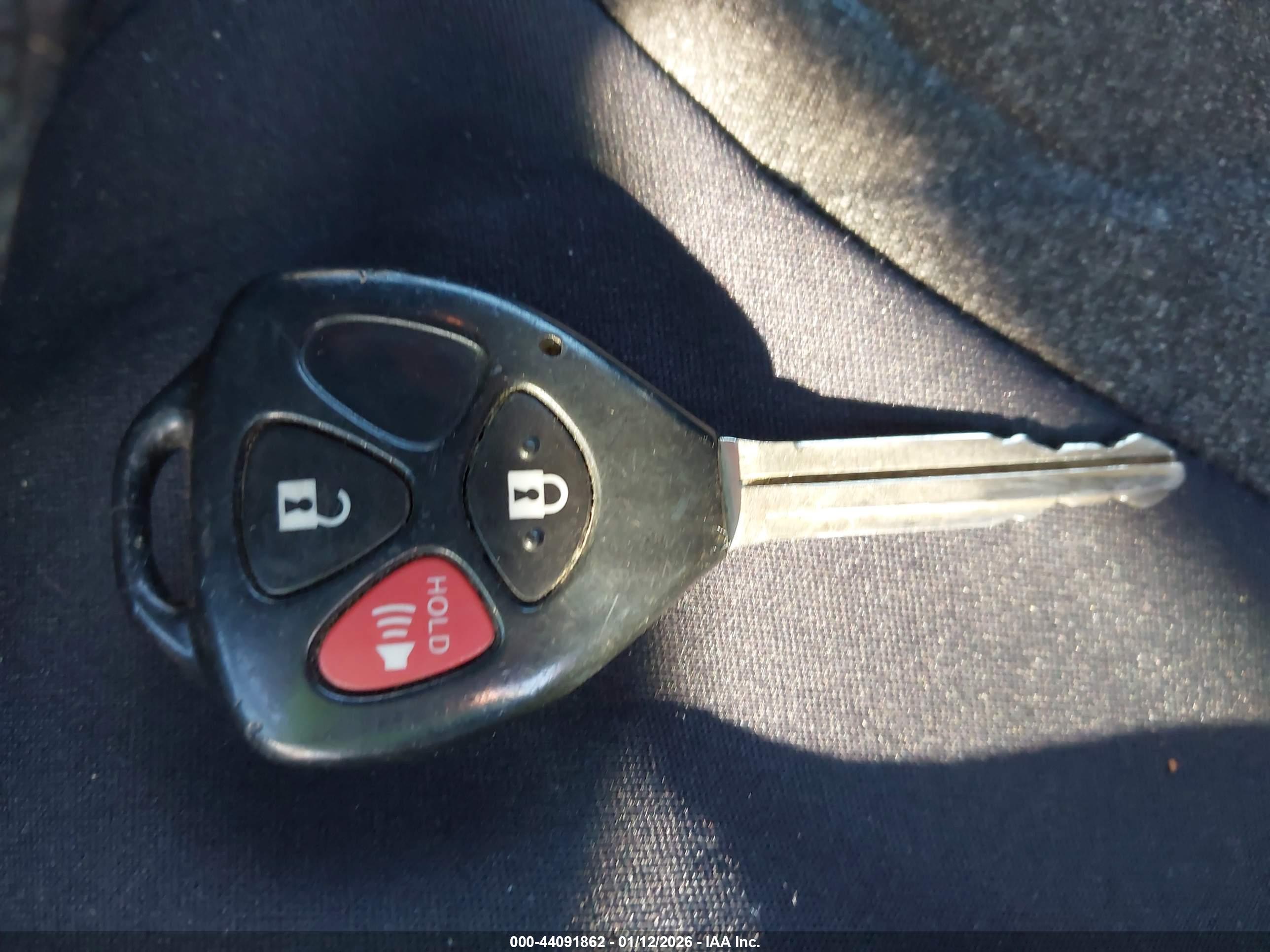 TOYOTA YARIS image 11