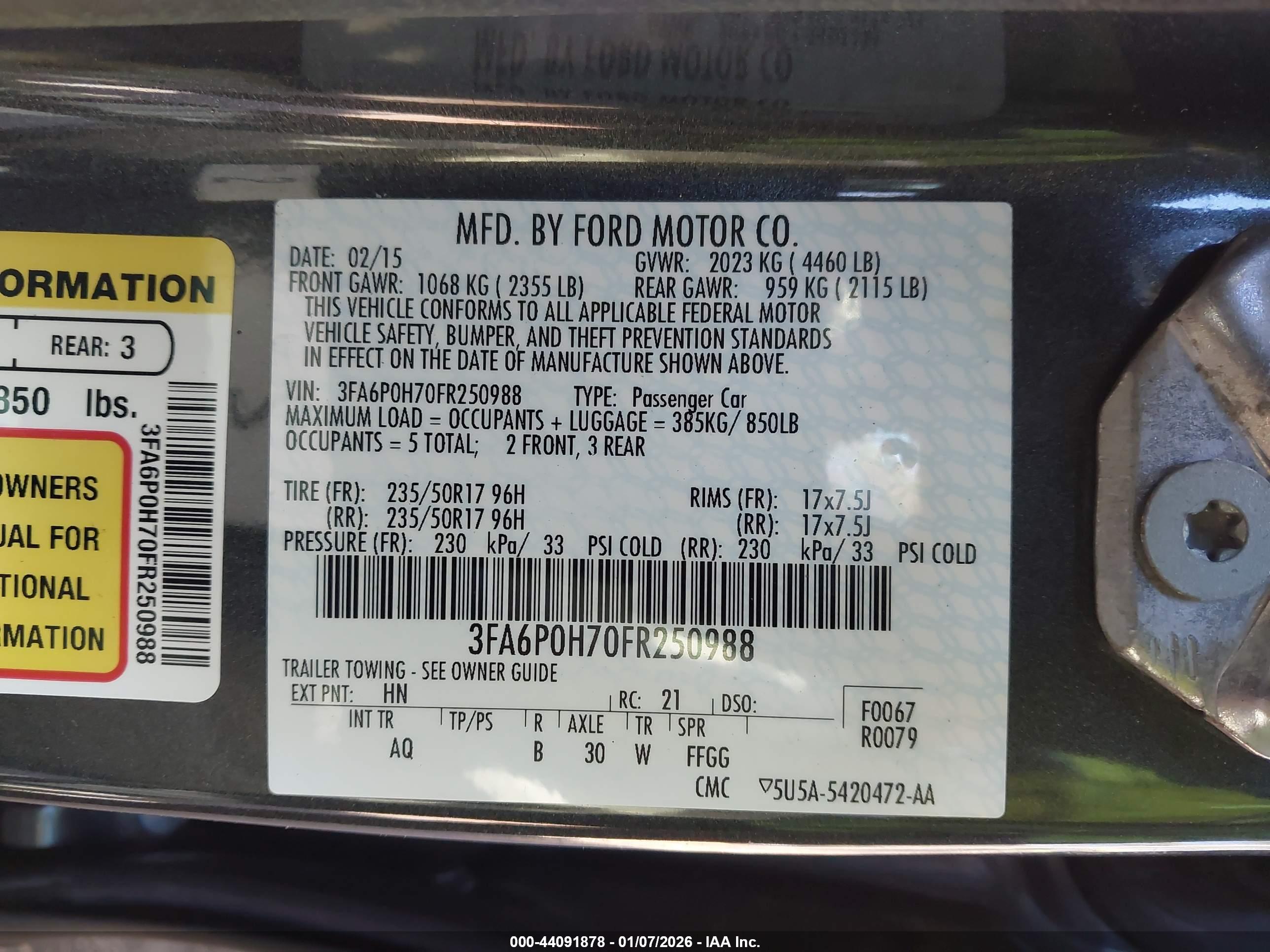 FORD FUSION image 9