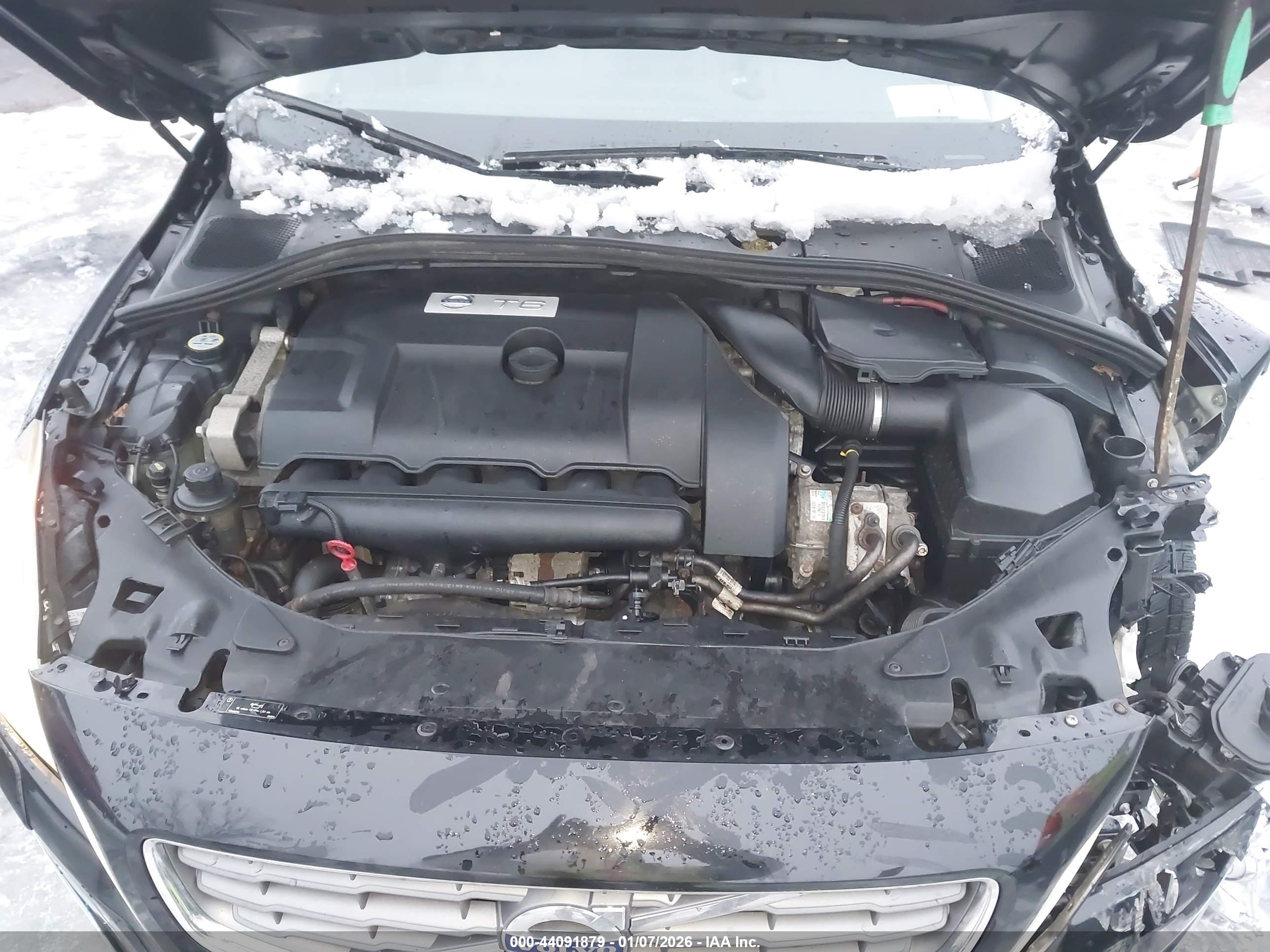 VOLVO S60 image 10