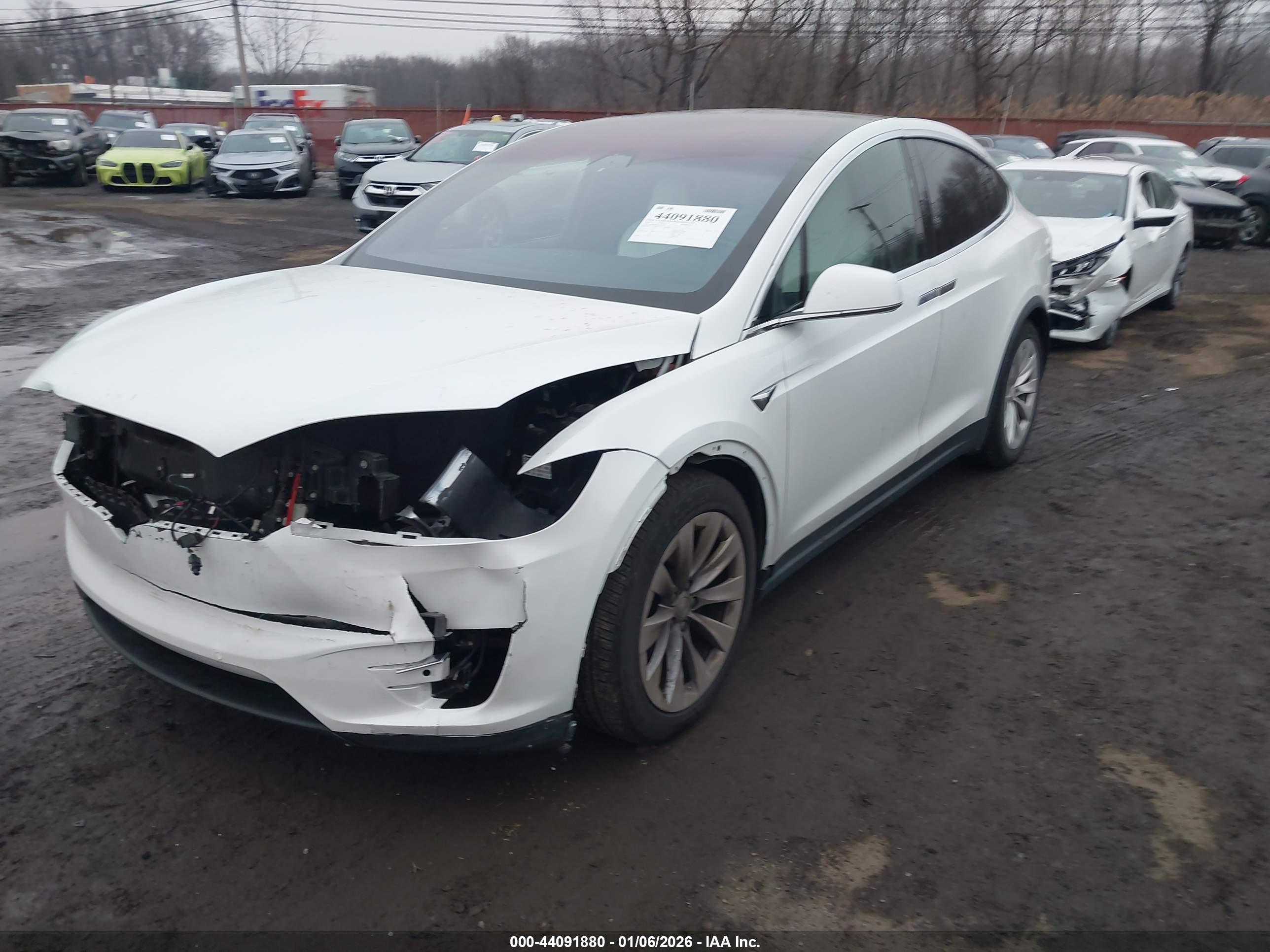 TESLA MODEL image 6