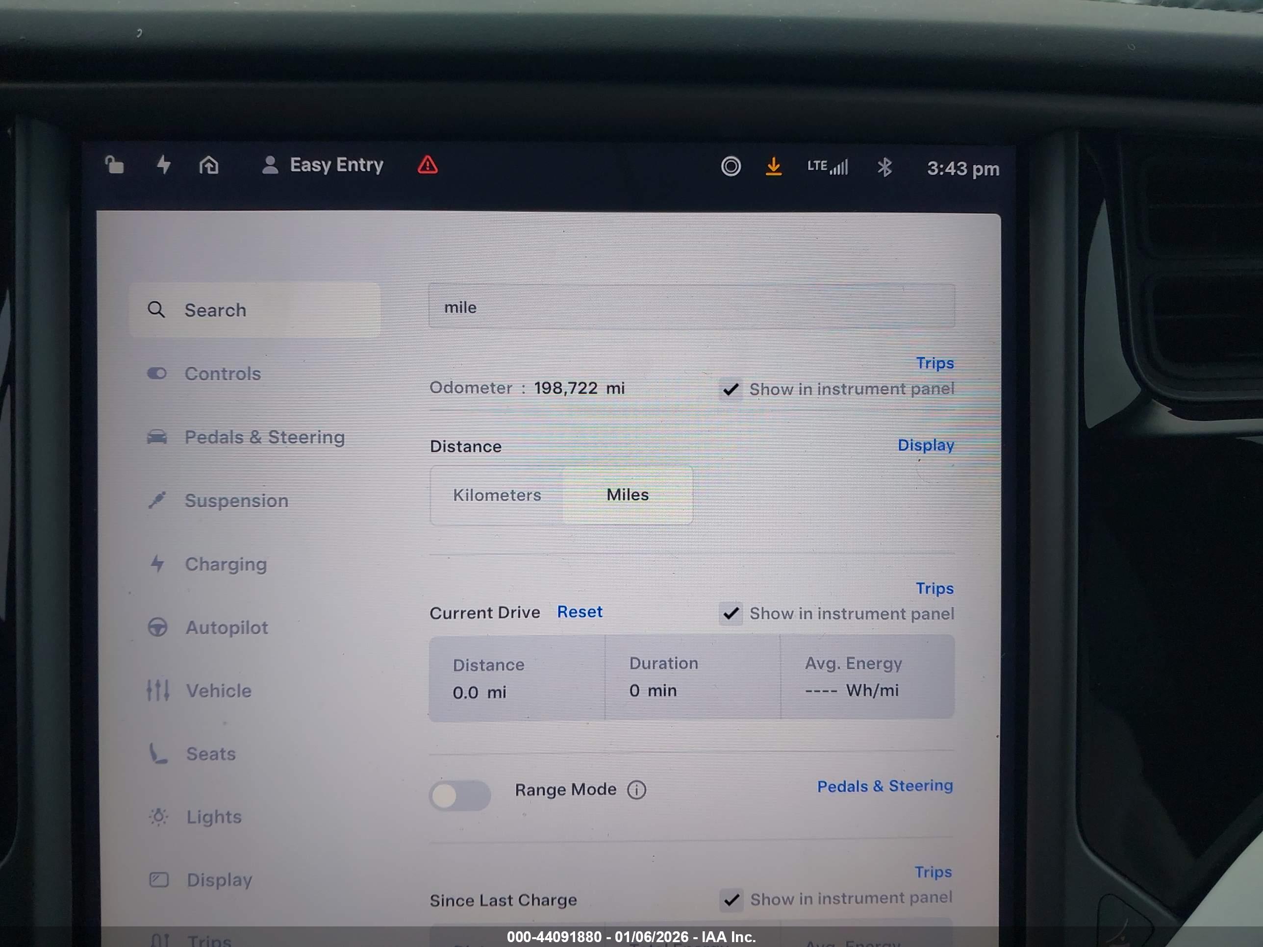 TESLA MODEL image 7