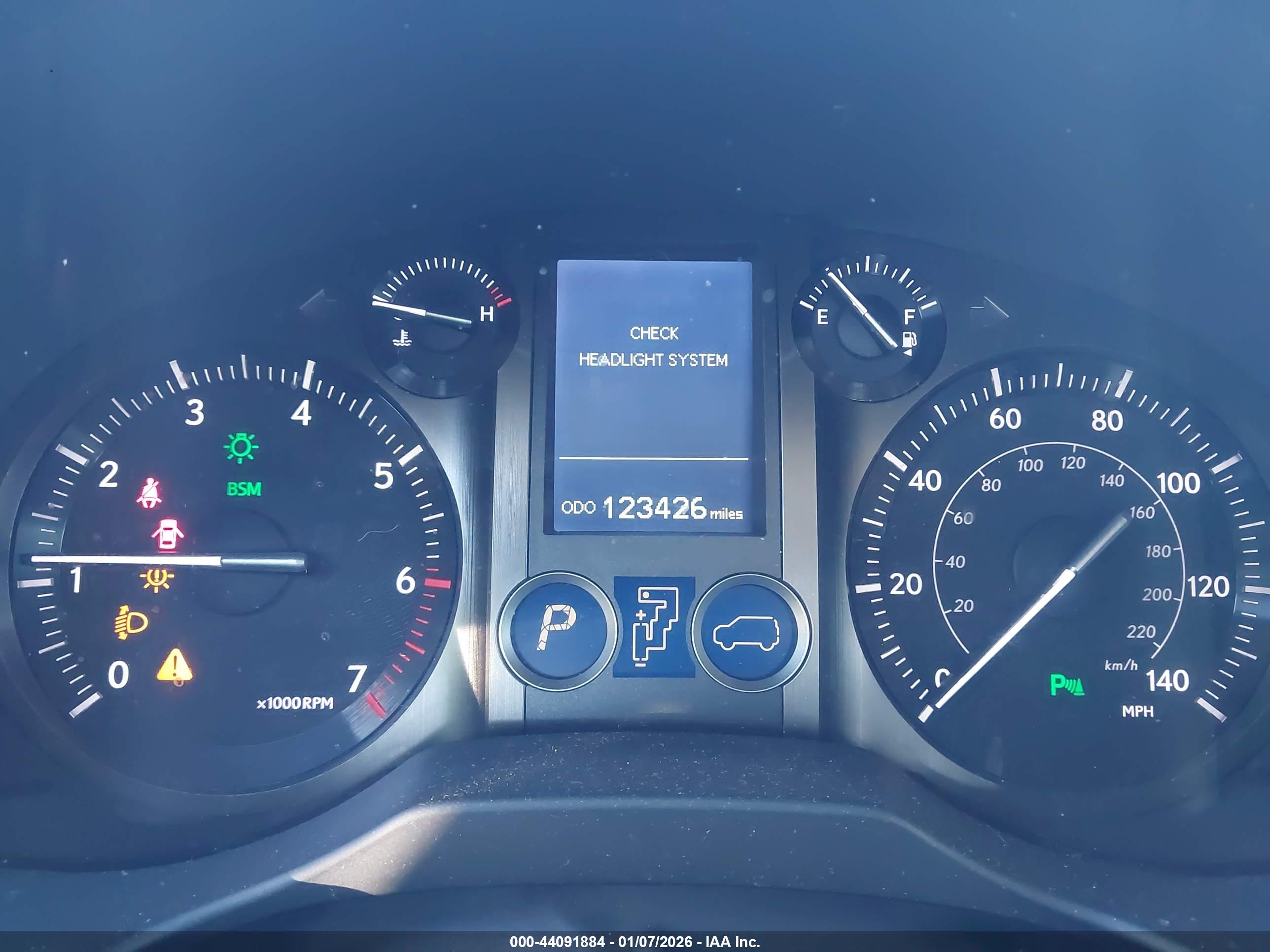 LEXUS GX image 7