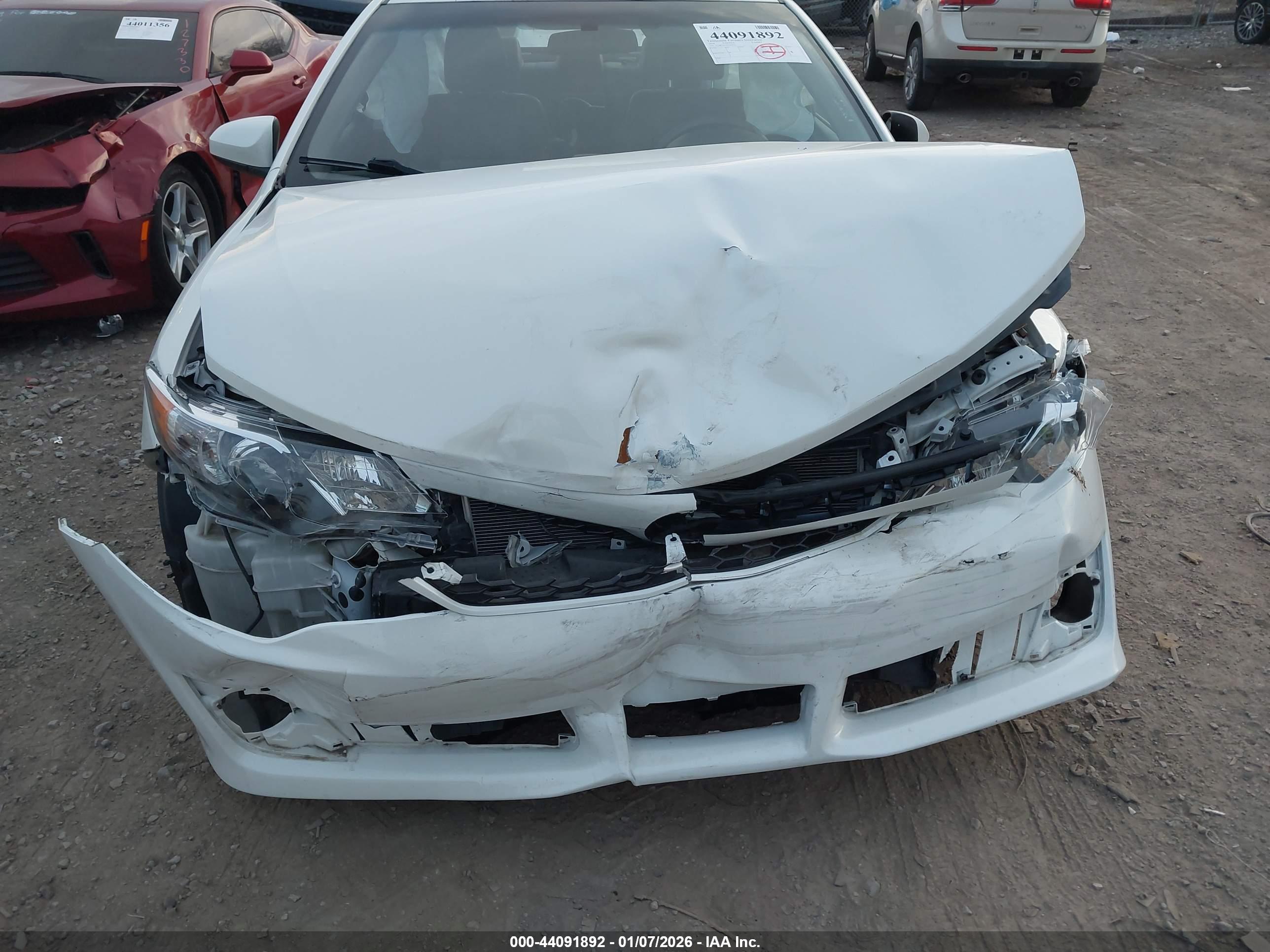 TOYOTA CAMRY image 6