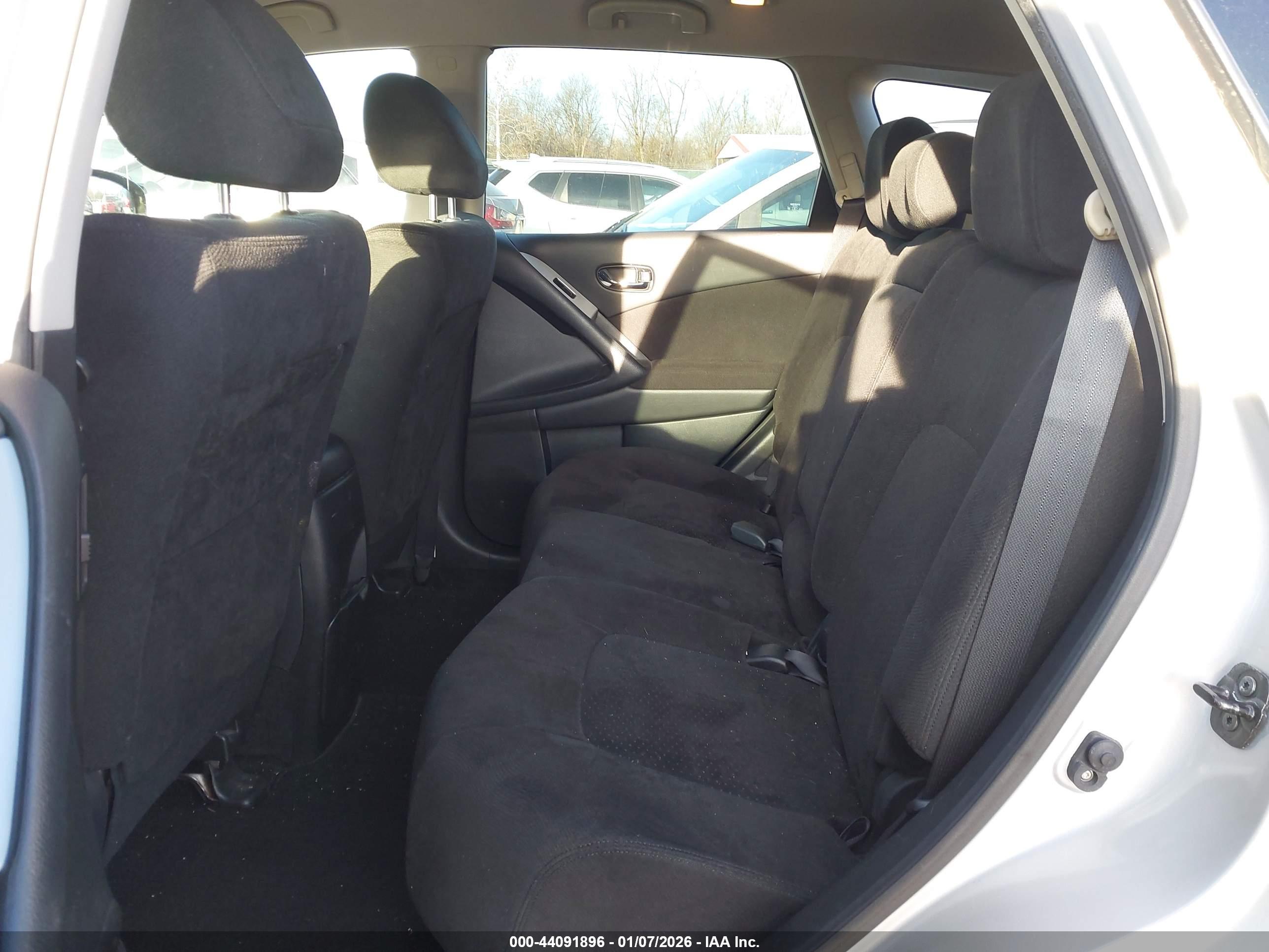 NISSAN MURANO image 8