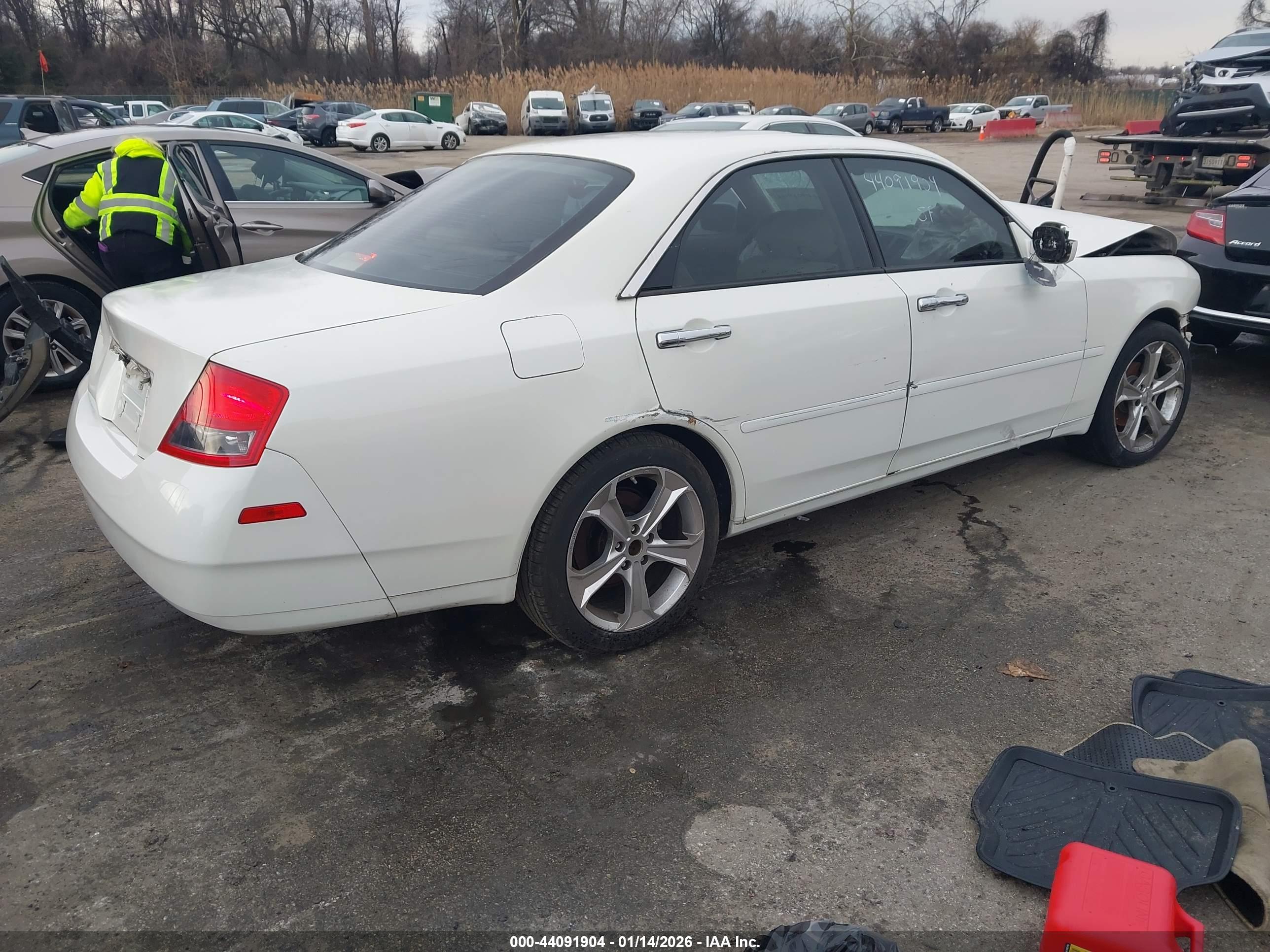 INFINITI M45 image 4