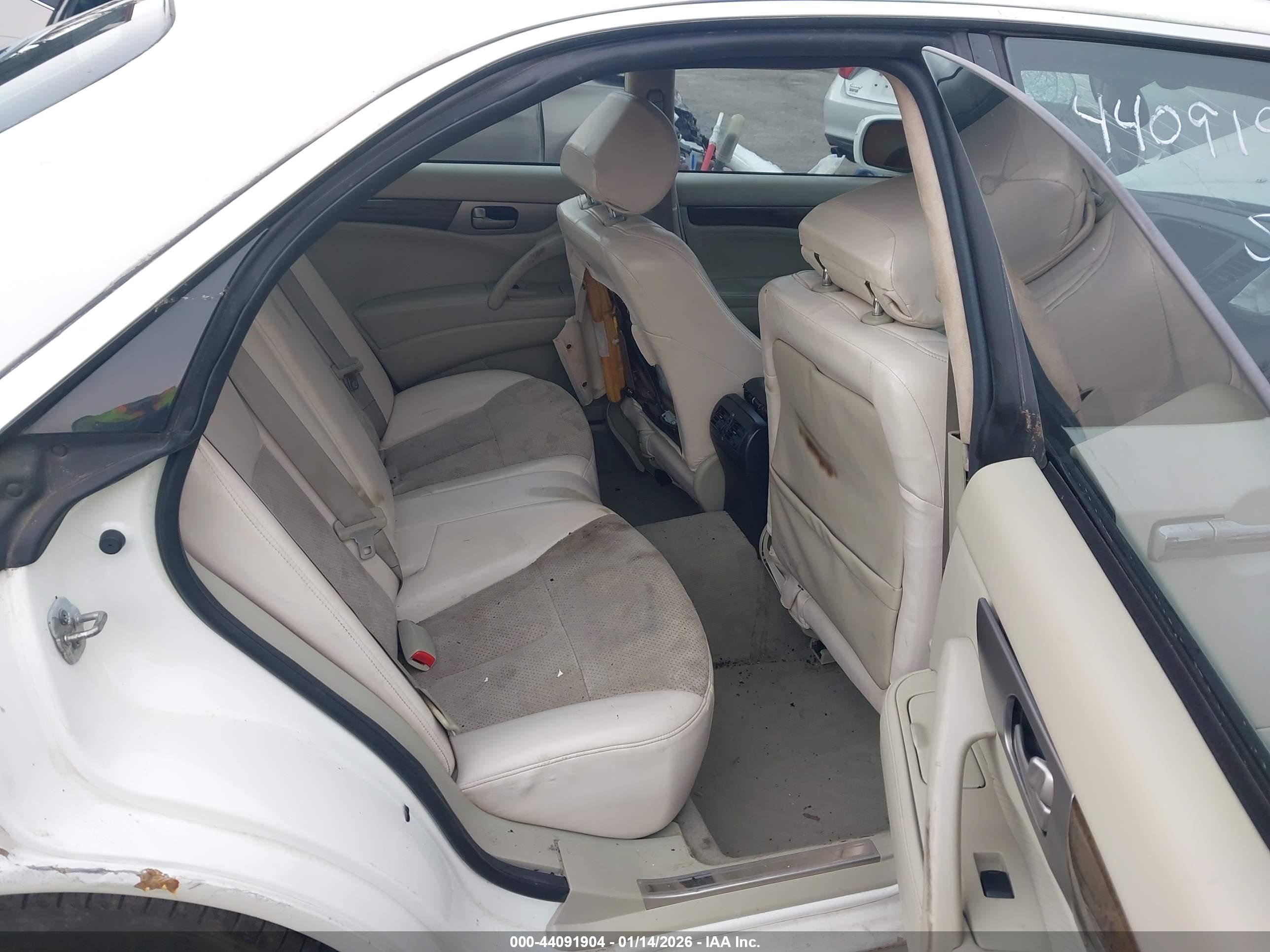 INFINITI M45 image 8