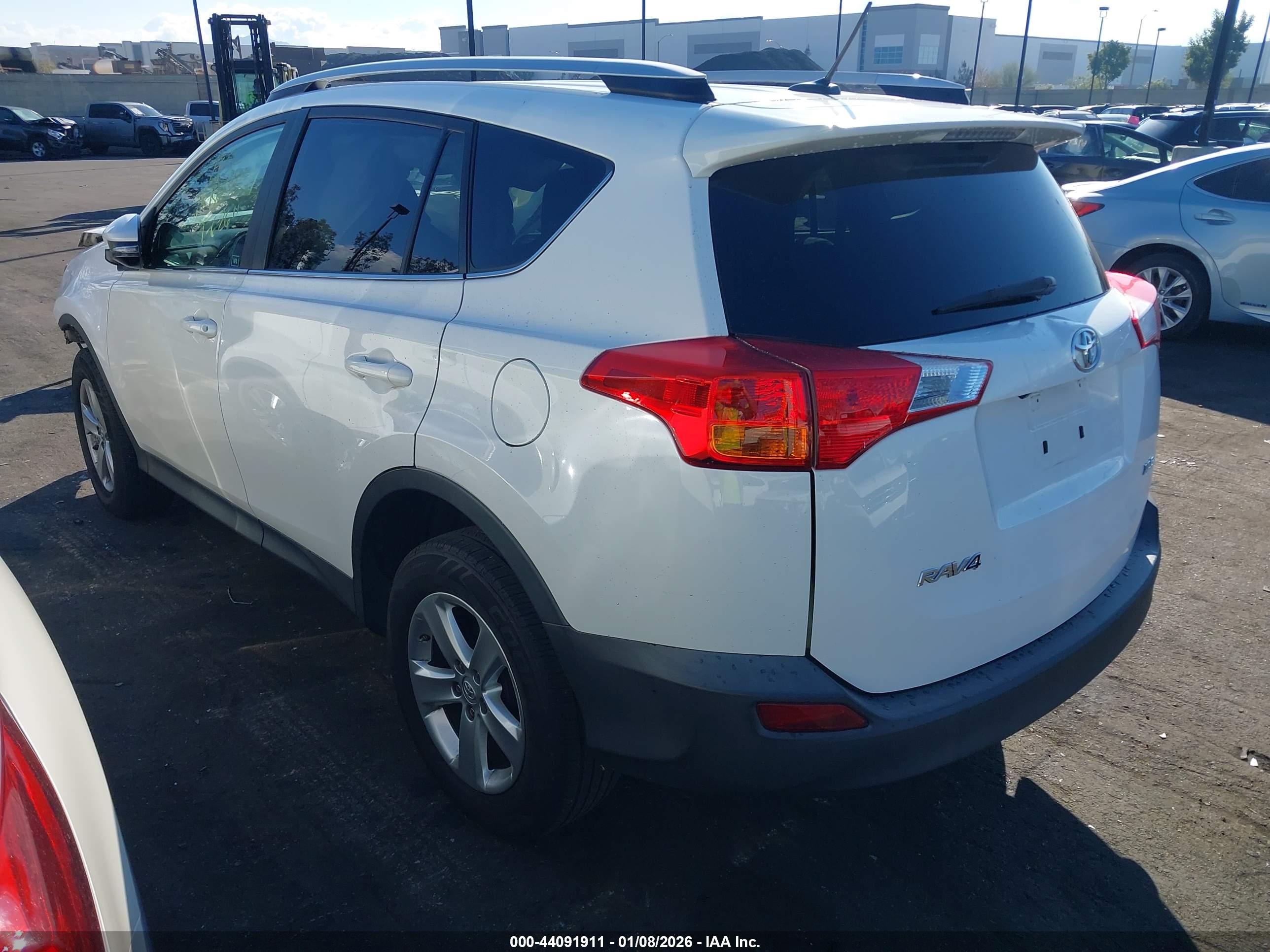 TOYOTA RAV4 image 3