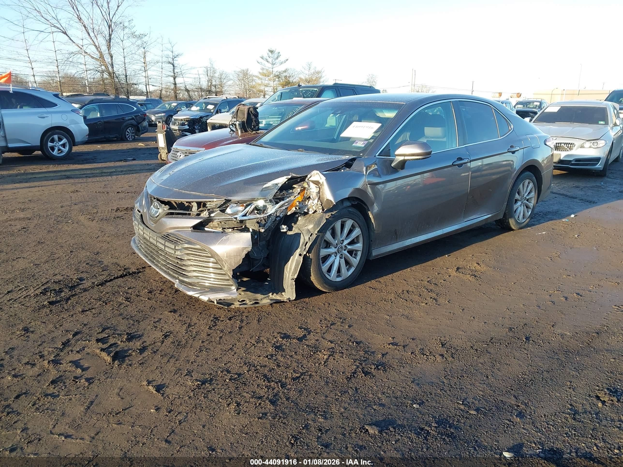 TOYOTA CAMRY image 2