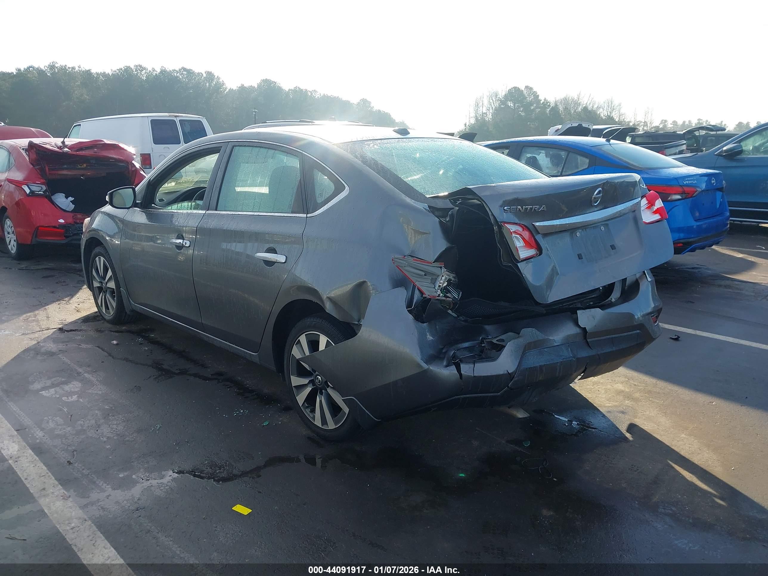NISSAN SENTRA image 3