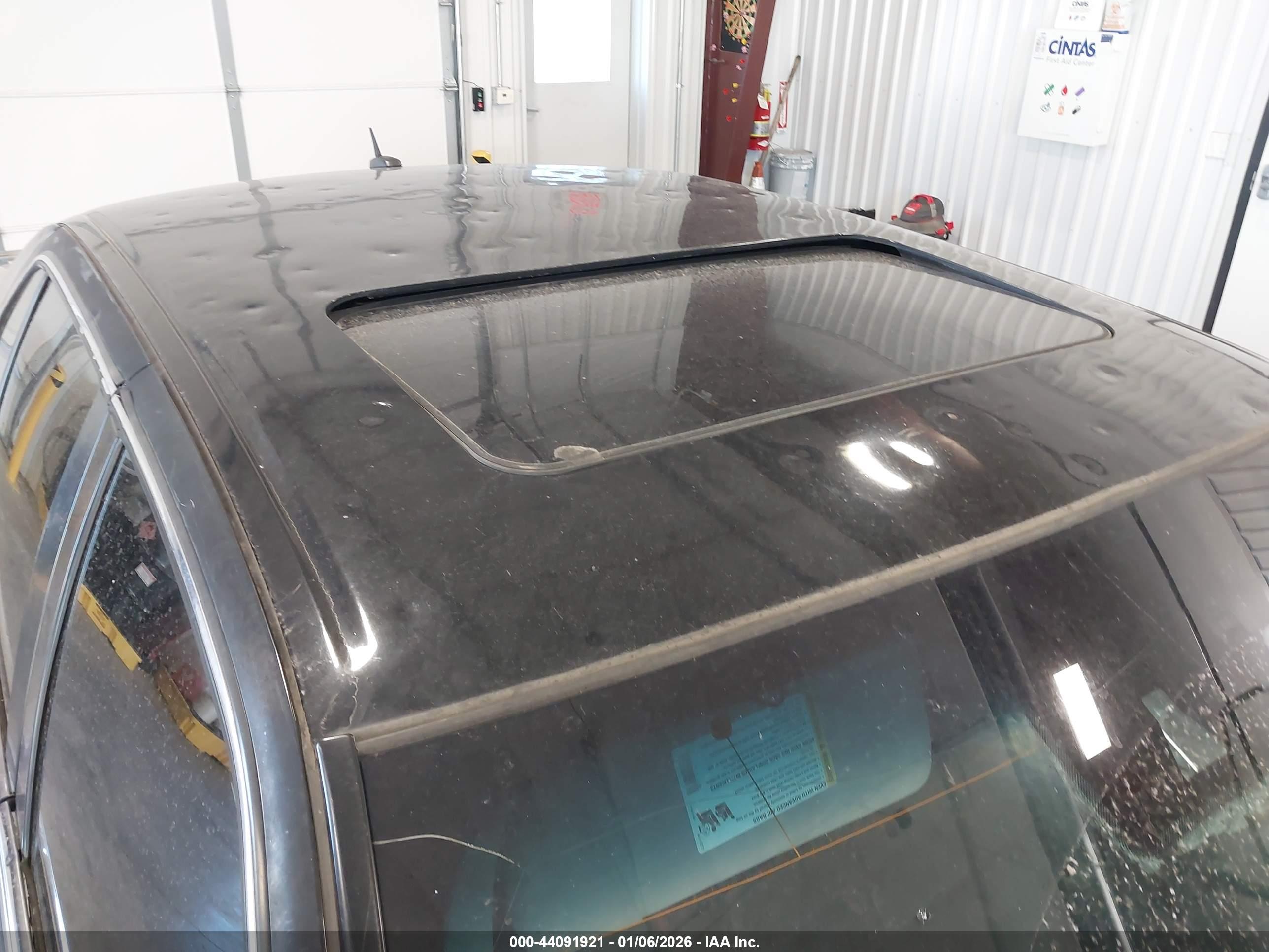CADILLAC DTS image 6