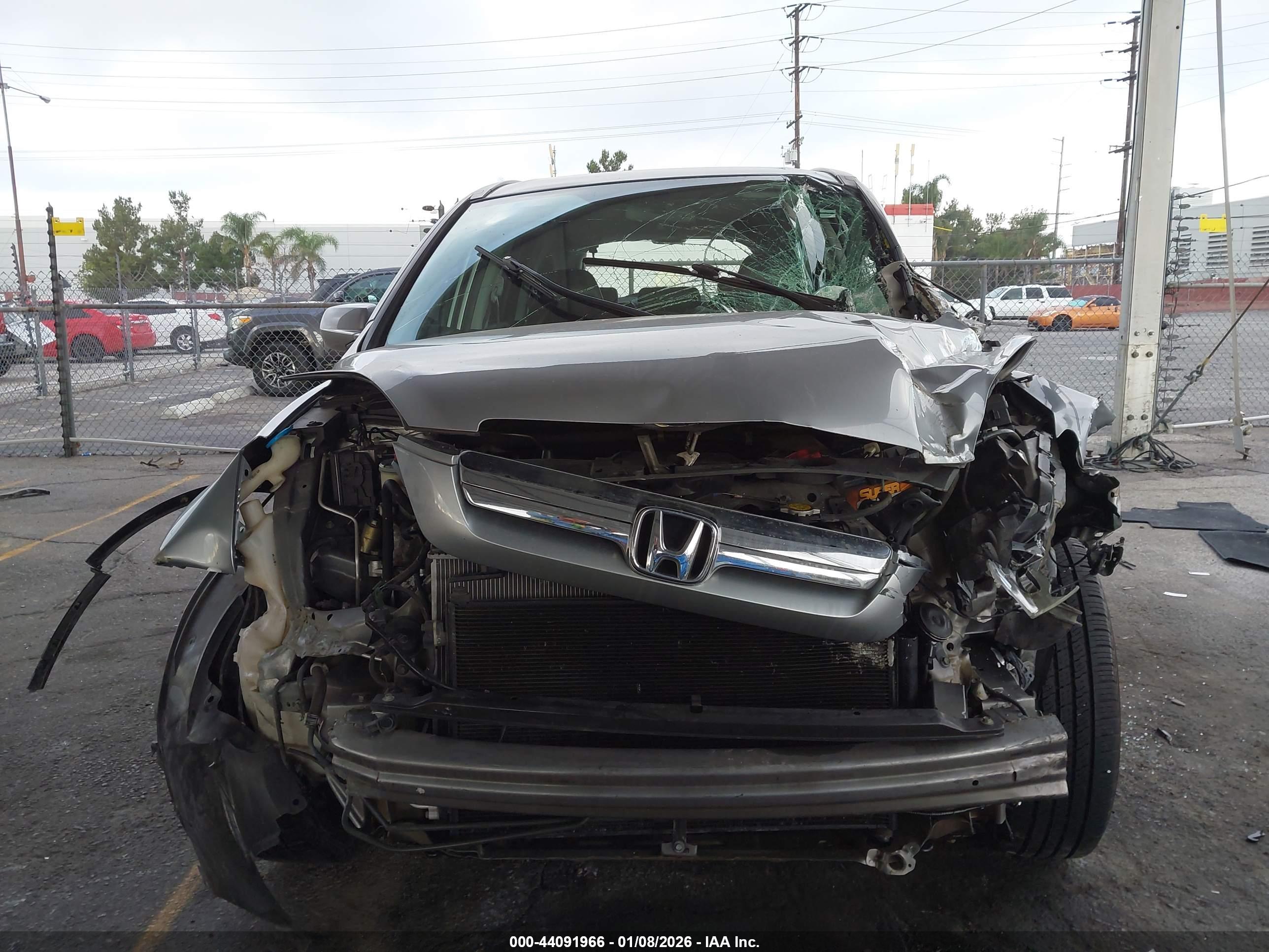 HONDA CR-V image 6