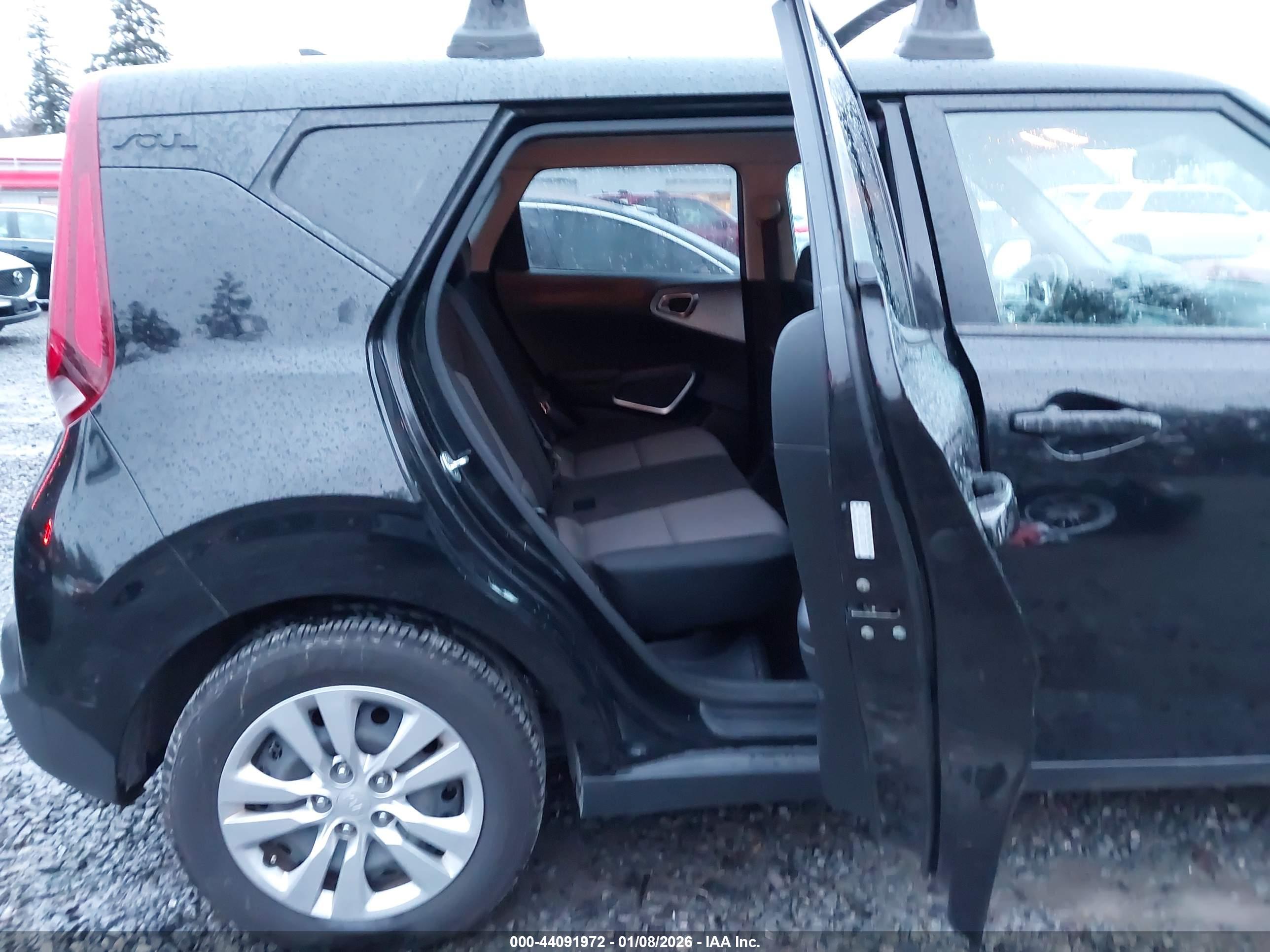 KIA SOUL image 8