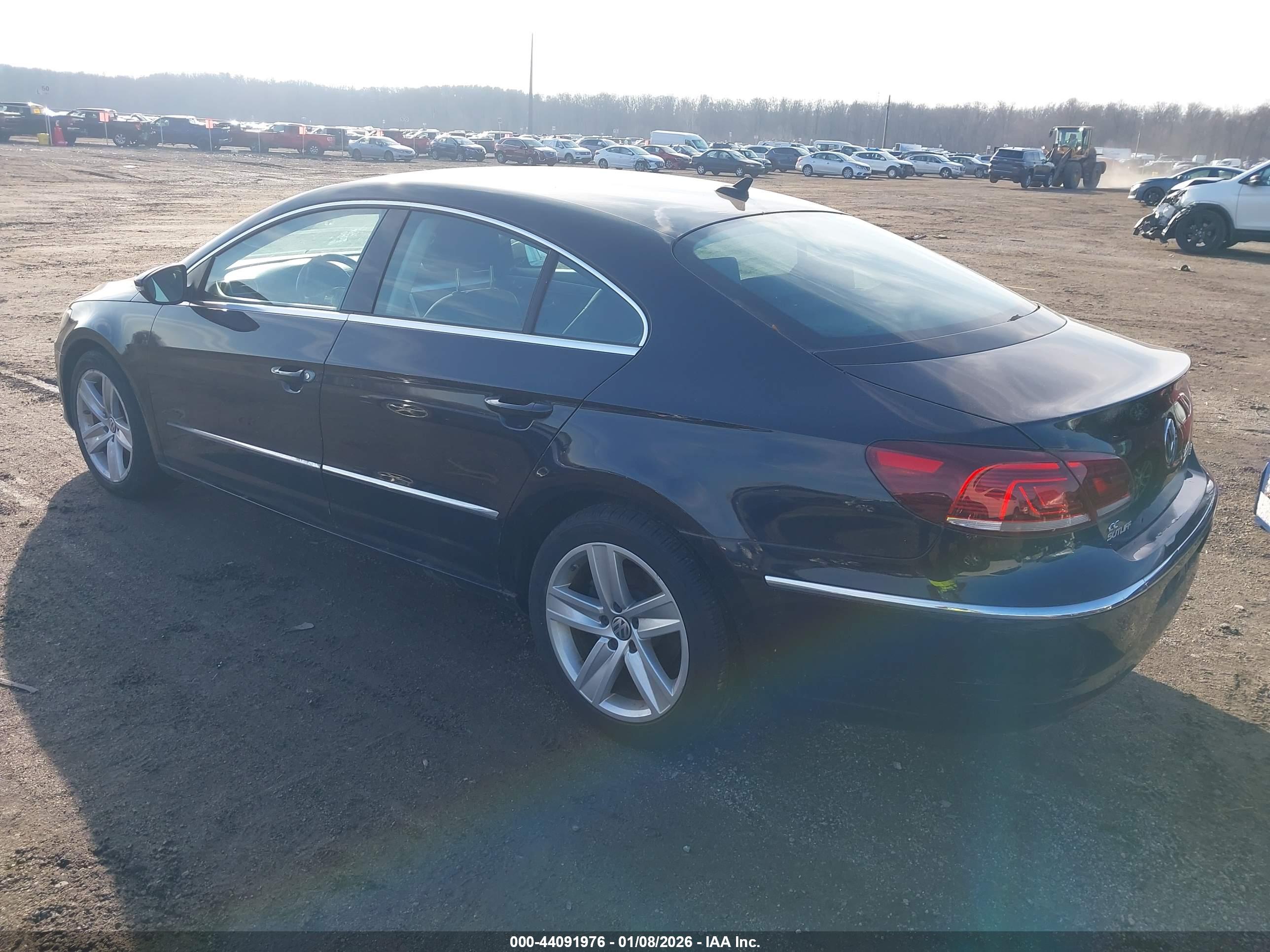 VOLKSWAGEN CC image 3