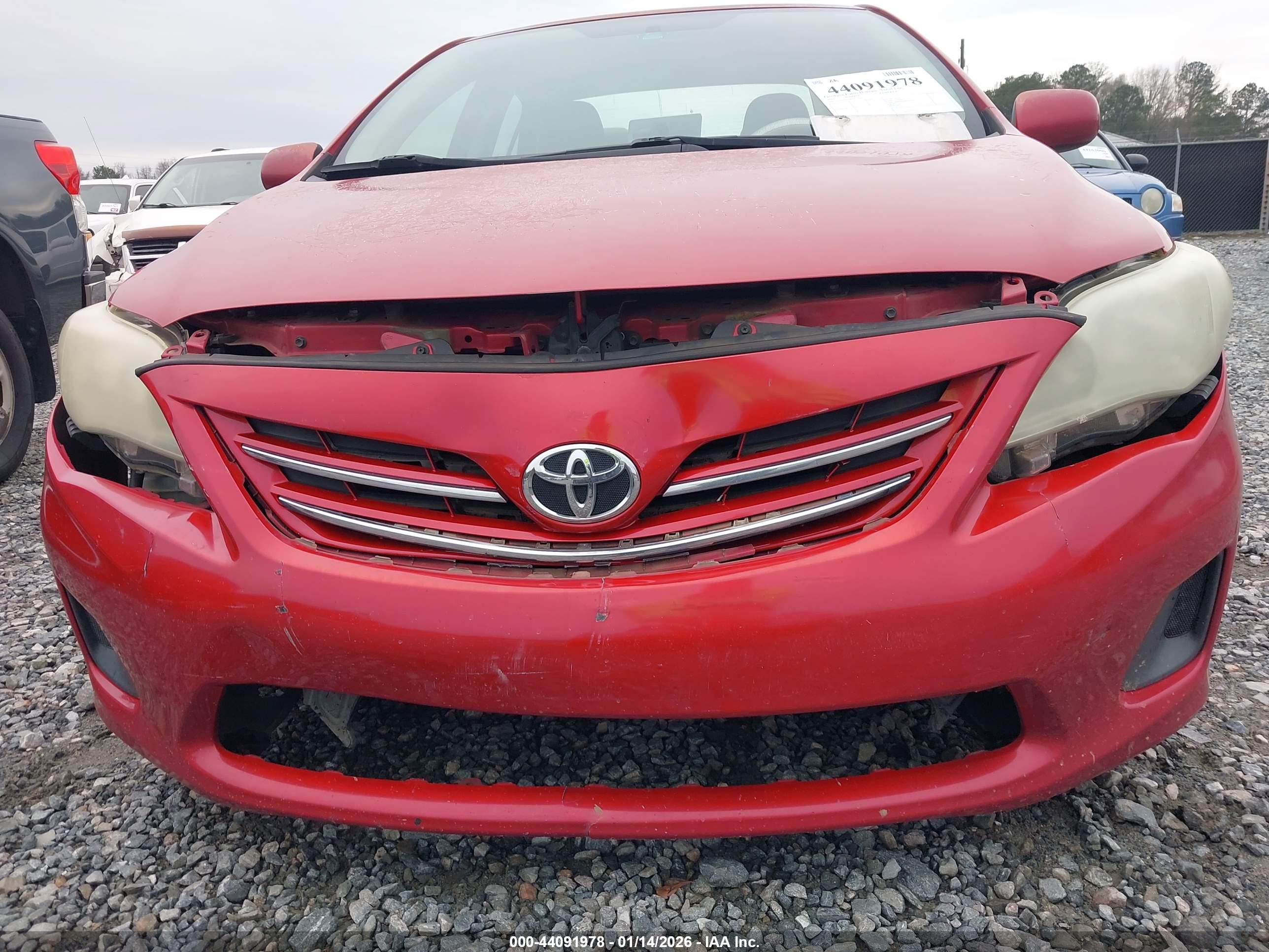TOYOTA COROLLA image 6