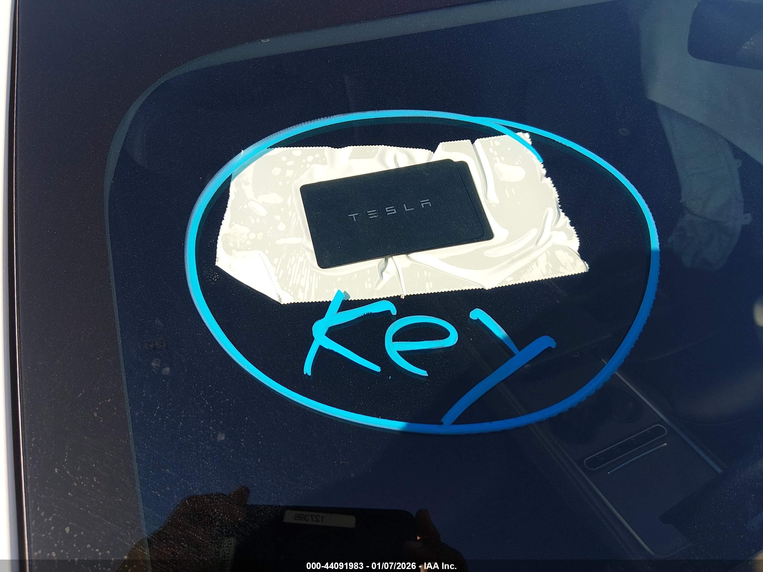 TESLA MODEL image 11