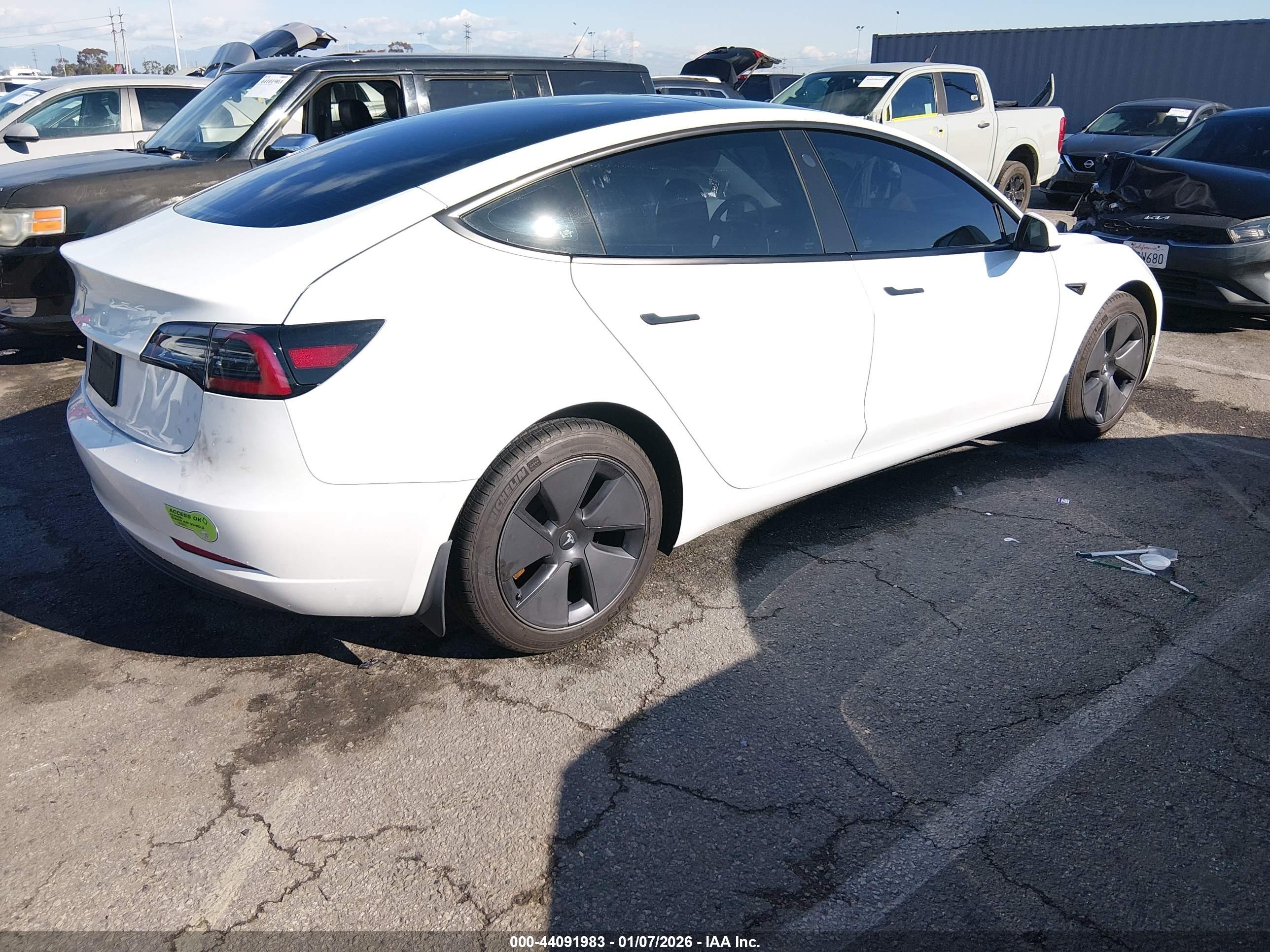 TESLA MODEL image 4