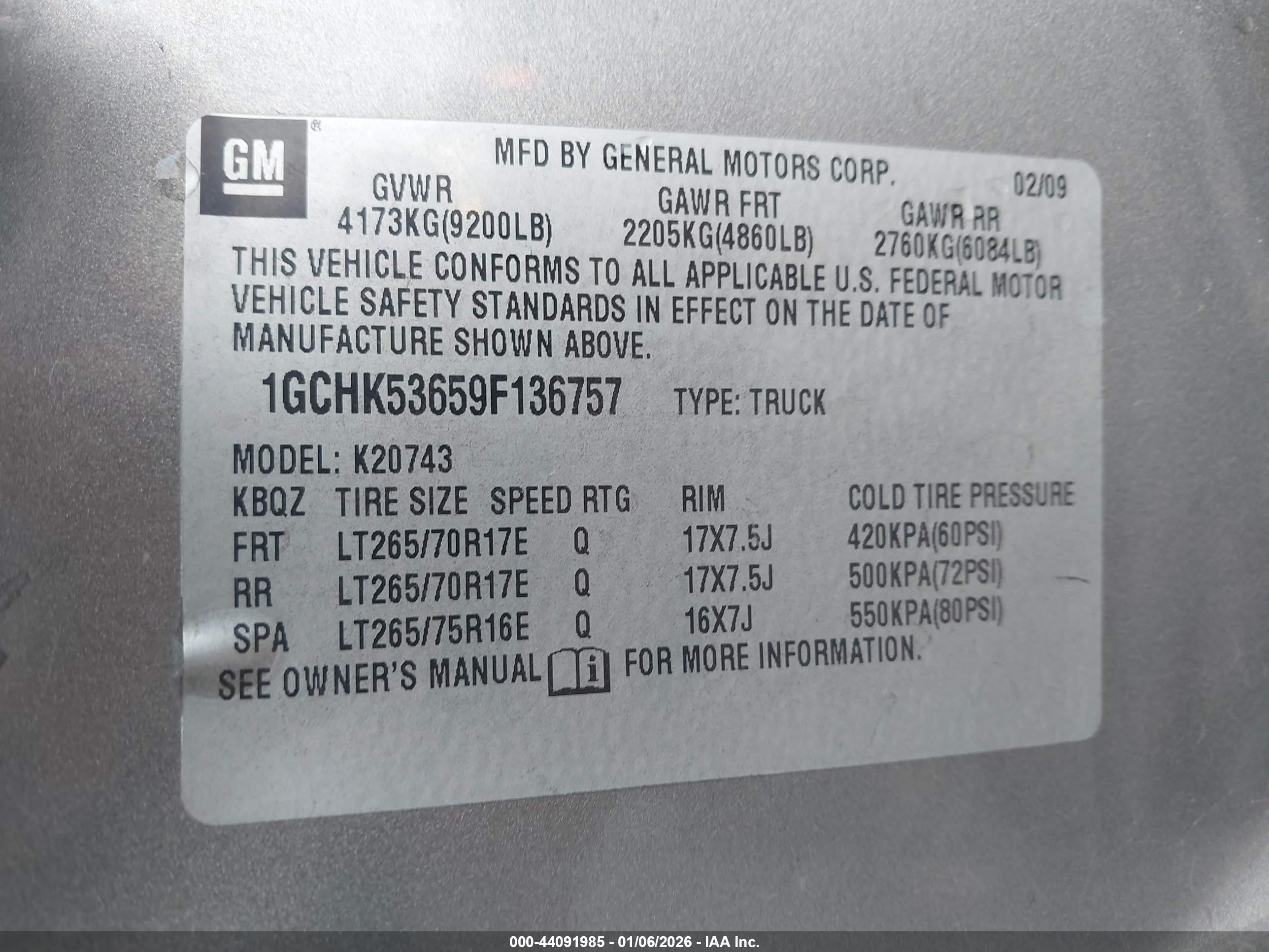 CHEVROLET SILVERADO image 9
