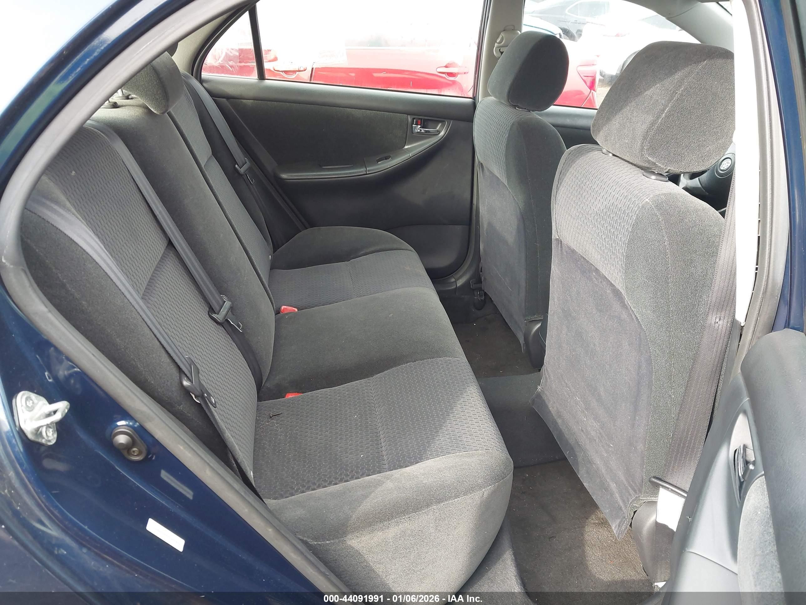 TOYOTA COROLLA image 8