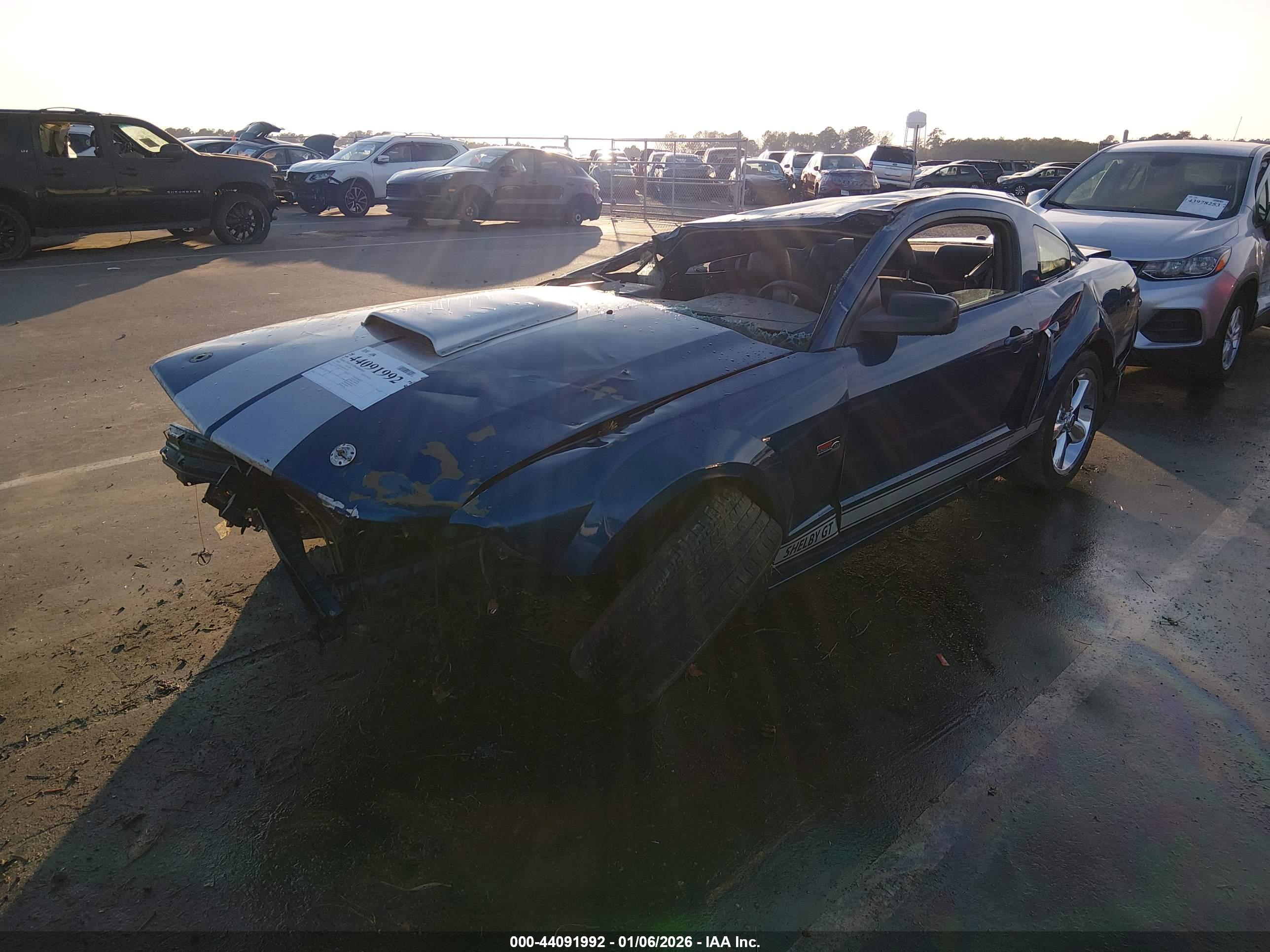 FORD MUSTANG image 2