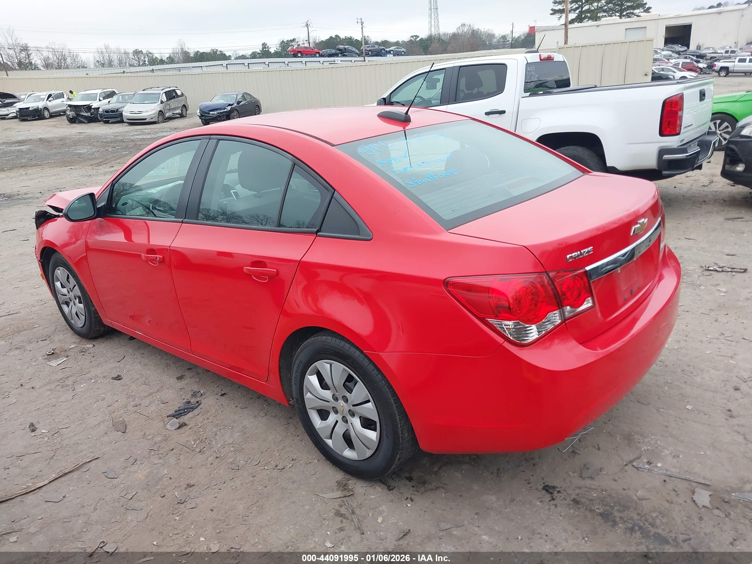 CHEVROLET CRUZE image 3