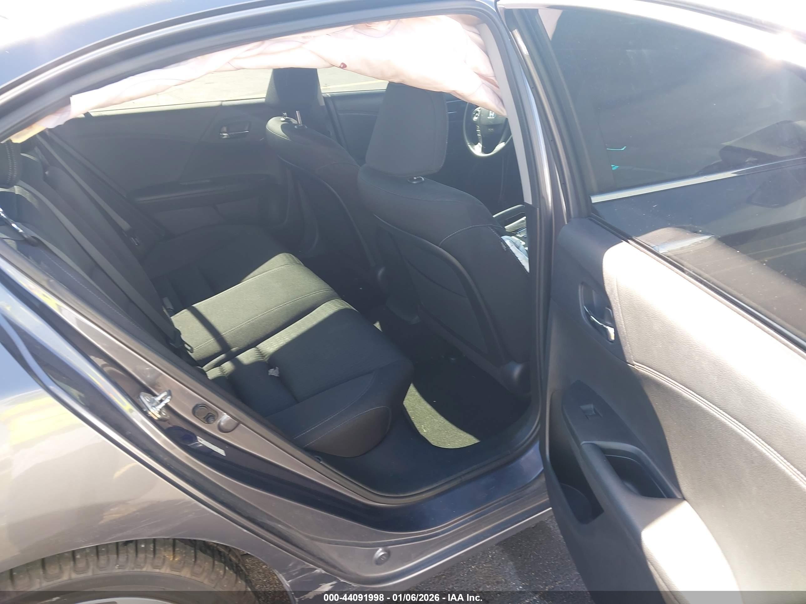 HONDA ACCORD image 8