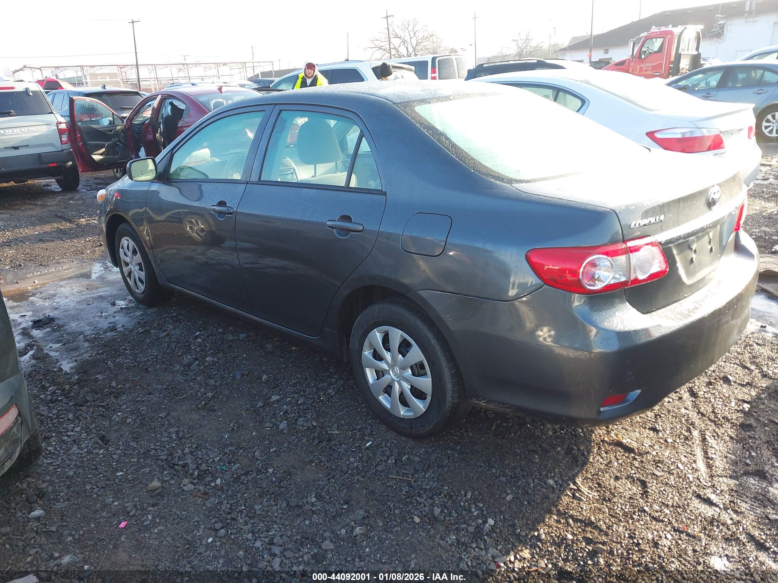 TOYOTA COROLLA image 3