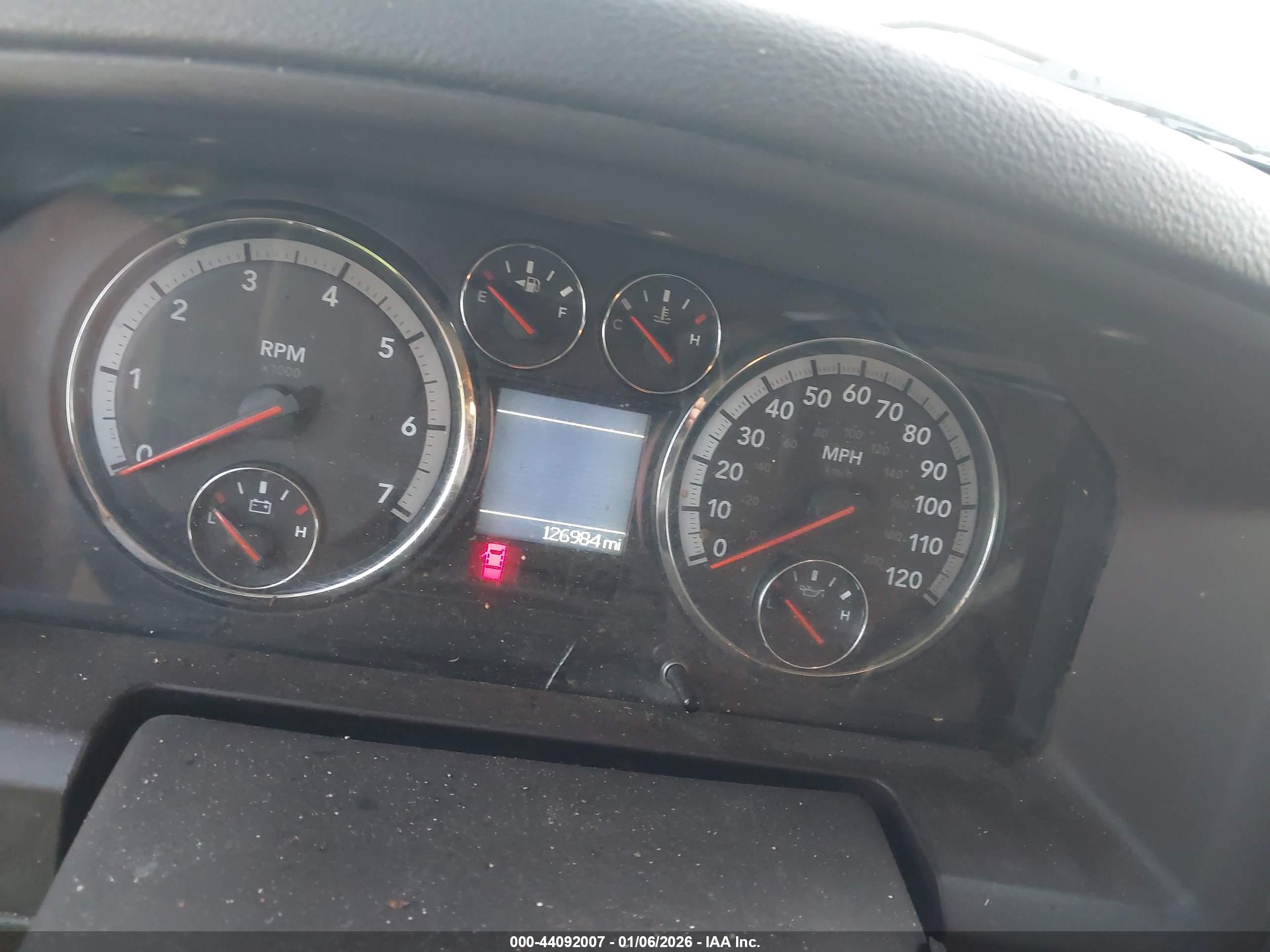 DODGE RAM image 7