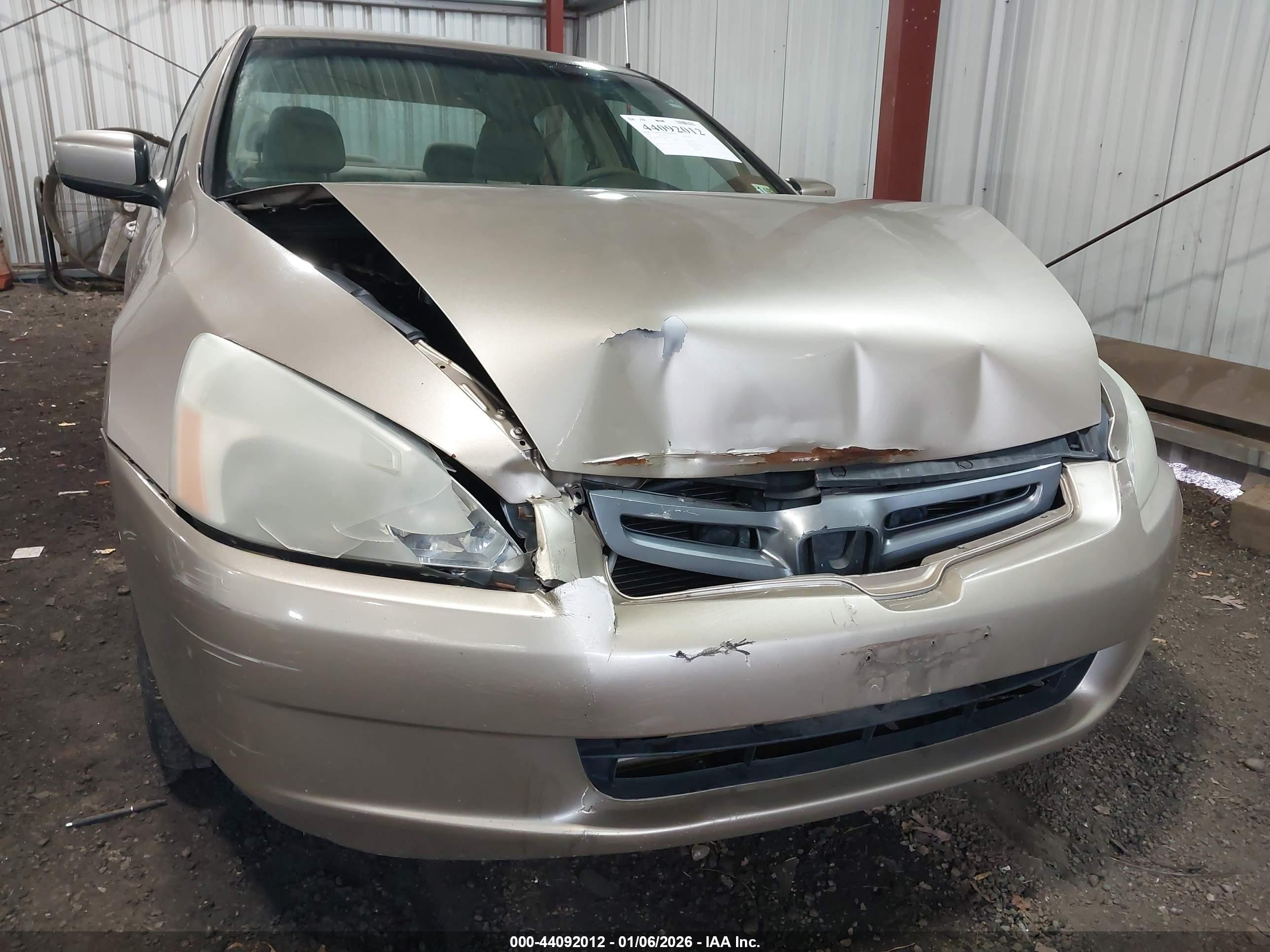 HONDA ACCORD image 6