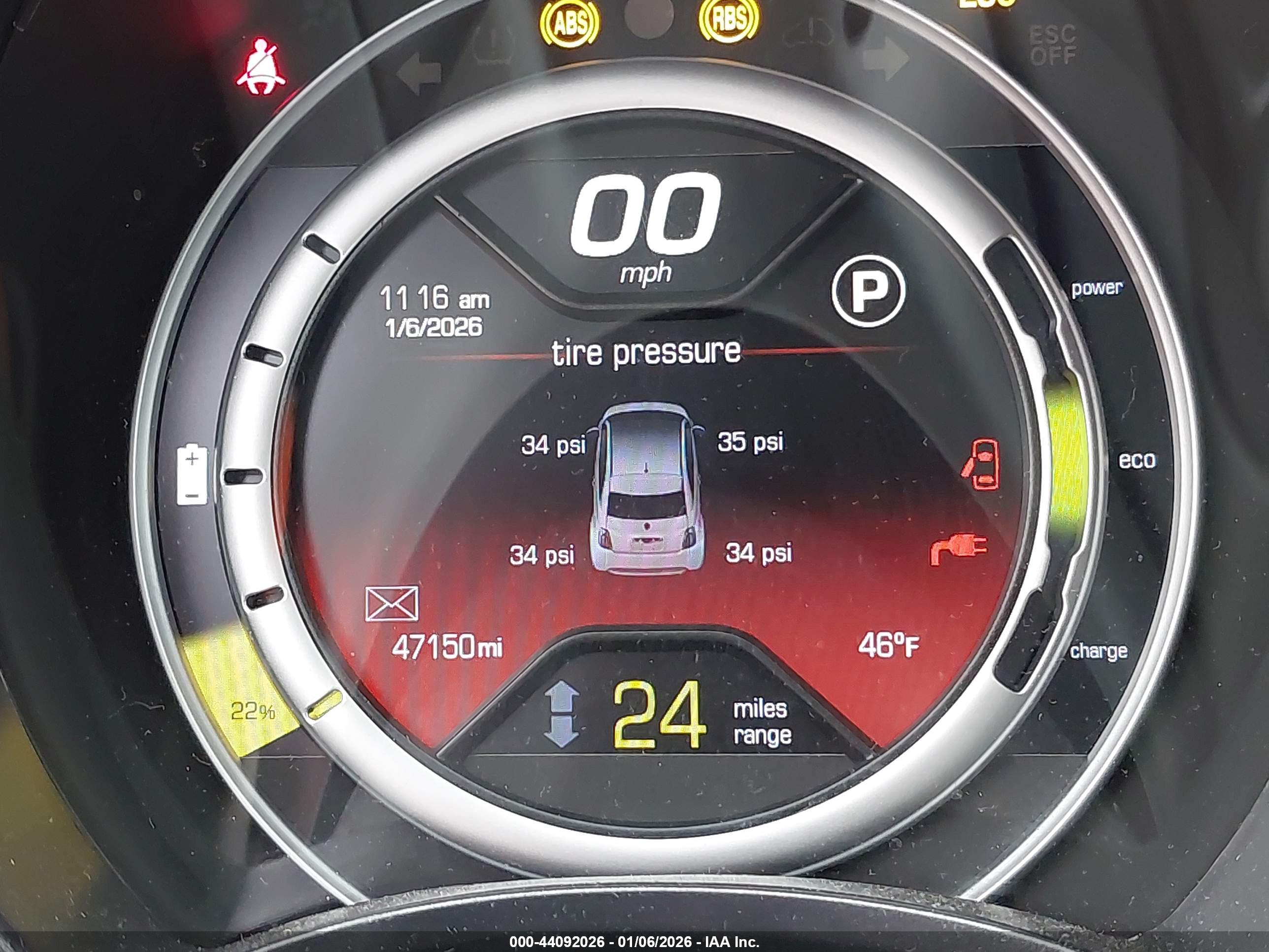 FIAT 500E image 7