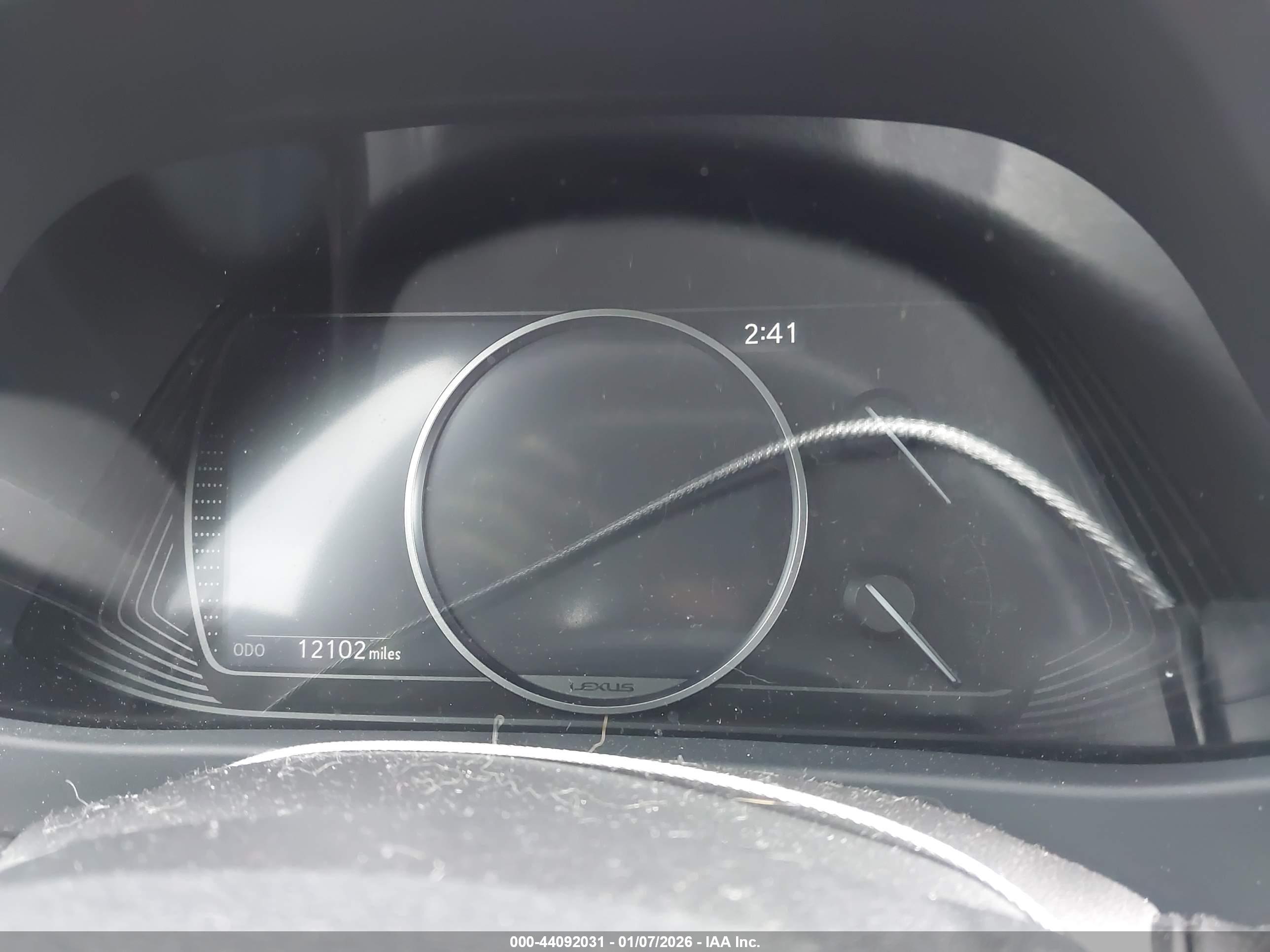 LEXUS UX image 7