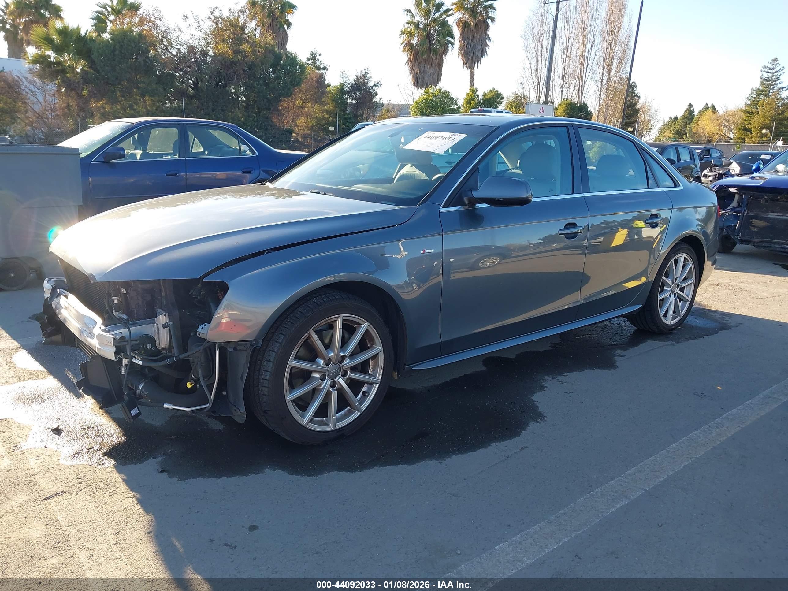 AUDI A4 image 2